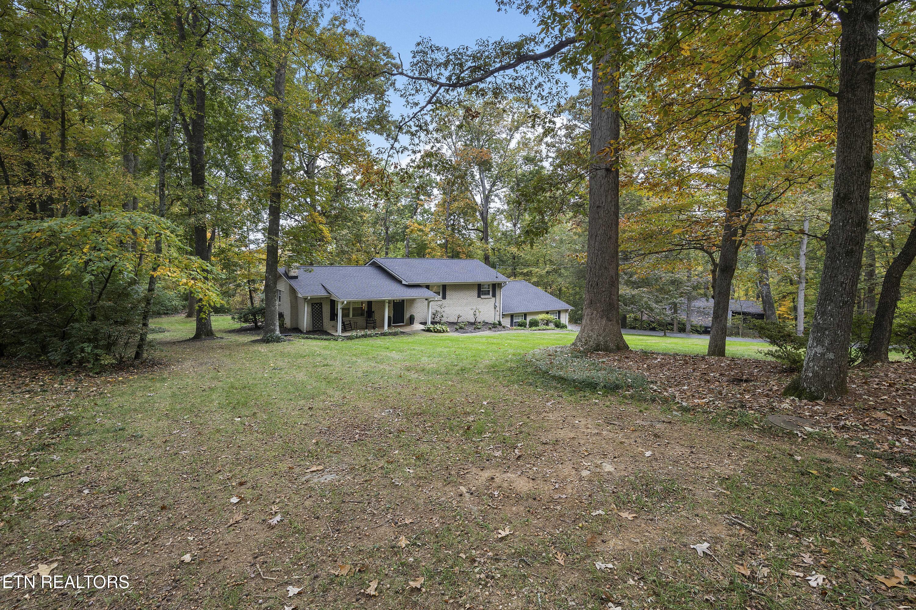 129 Land Oak Rd