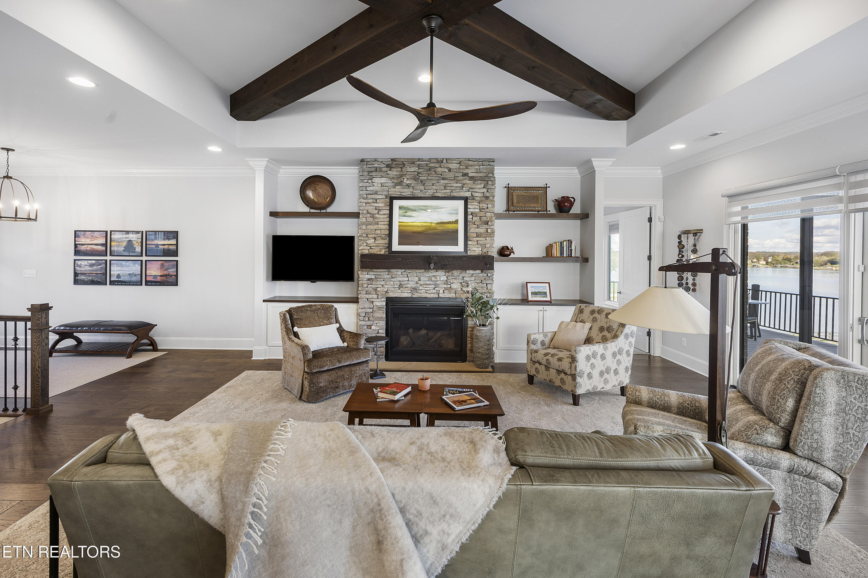 12204 Bluff Shore Drive