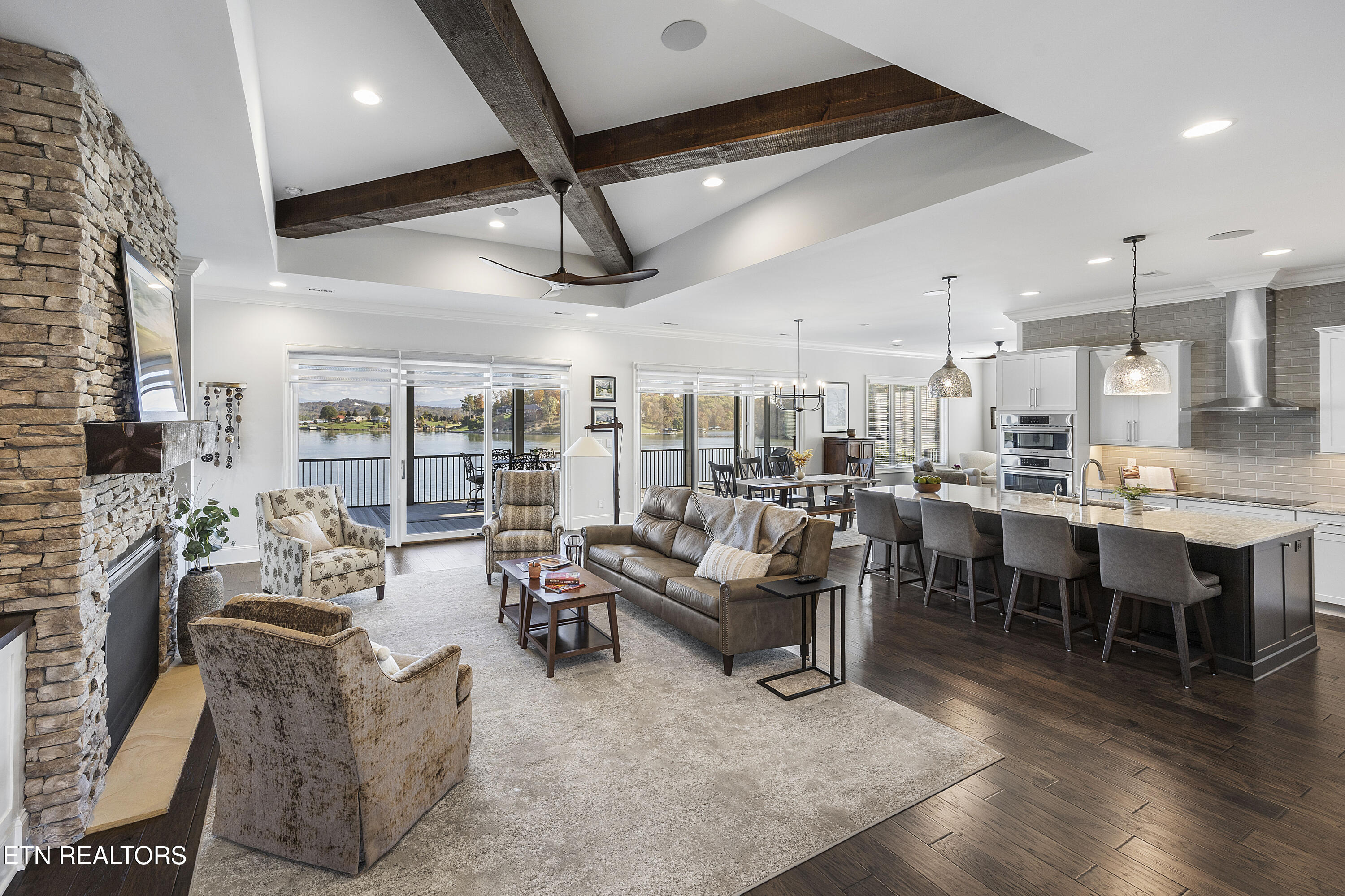 12204 Bluff Shore Drive