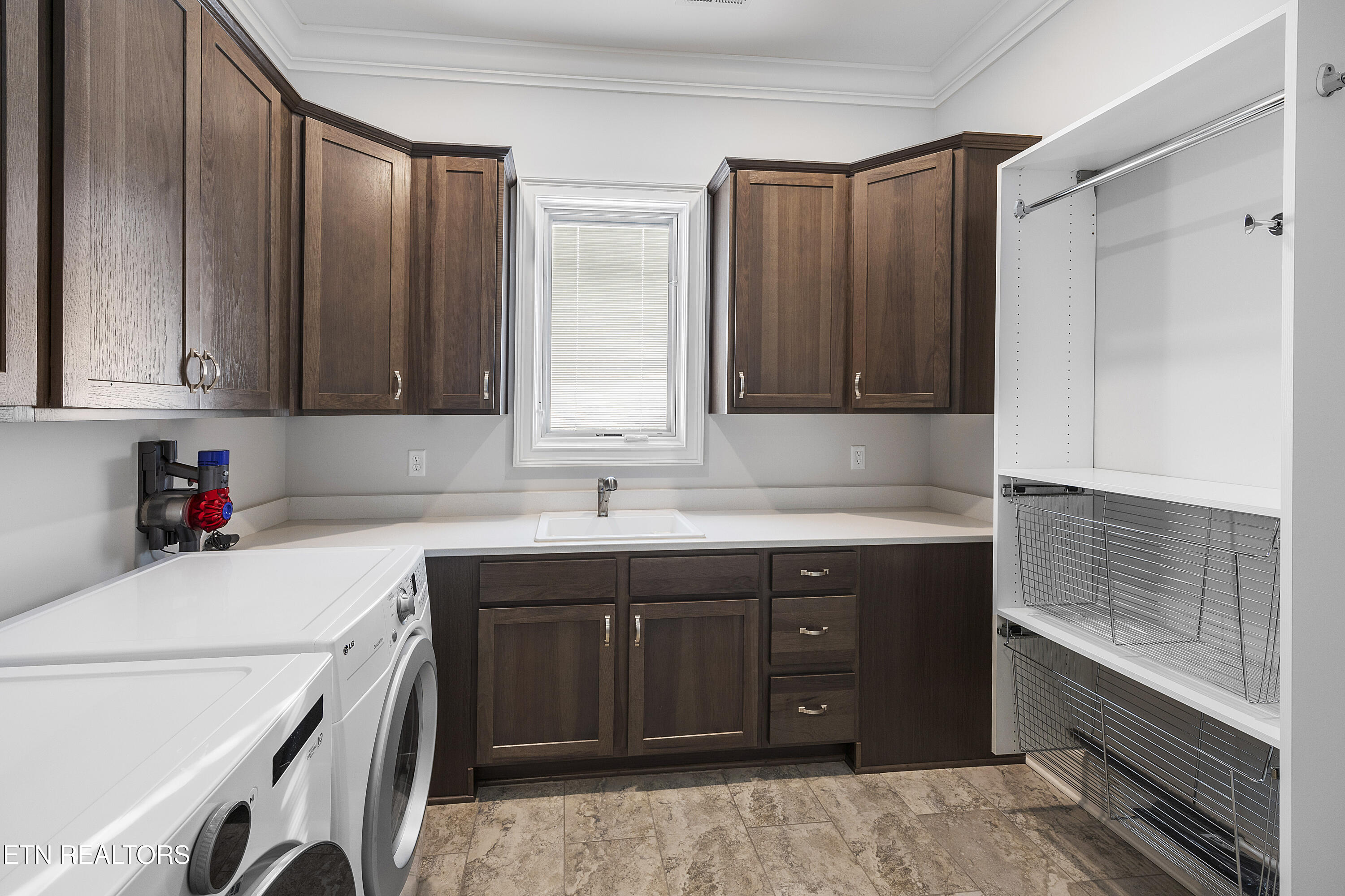 12204 Bluff Shore Drive