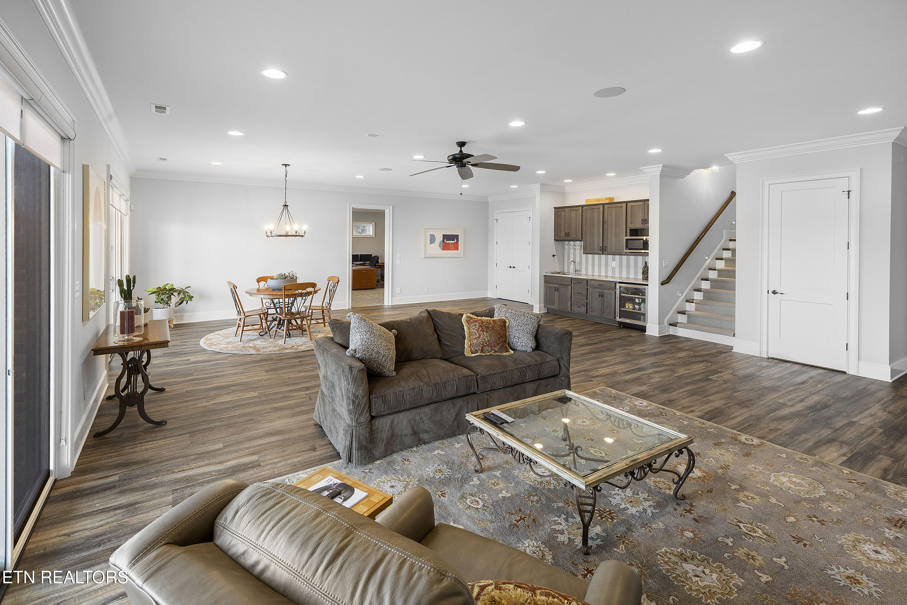 12204 Bluff Shore Drive