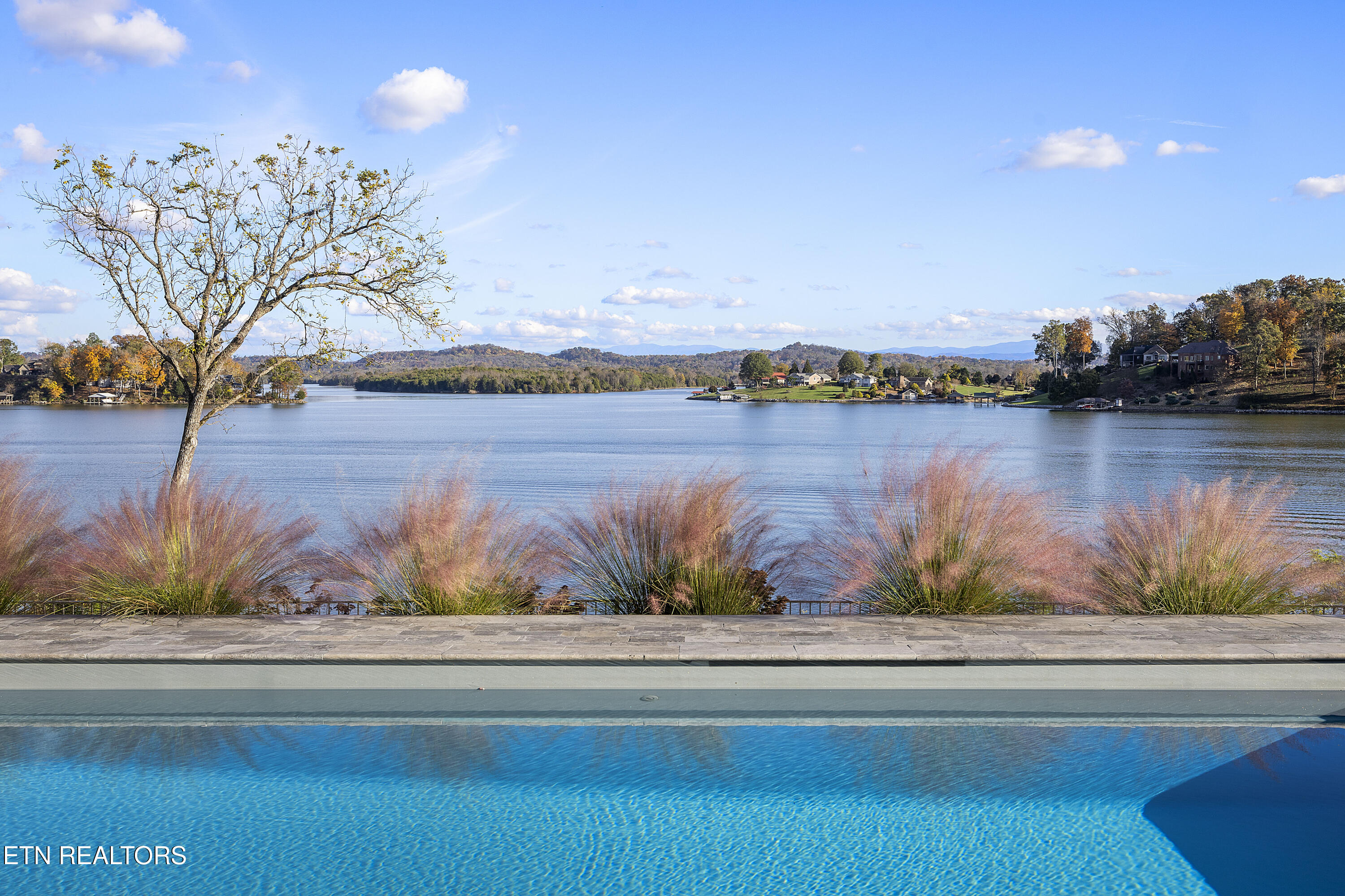 12204 Bluff Shore Drive