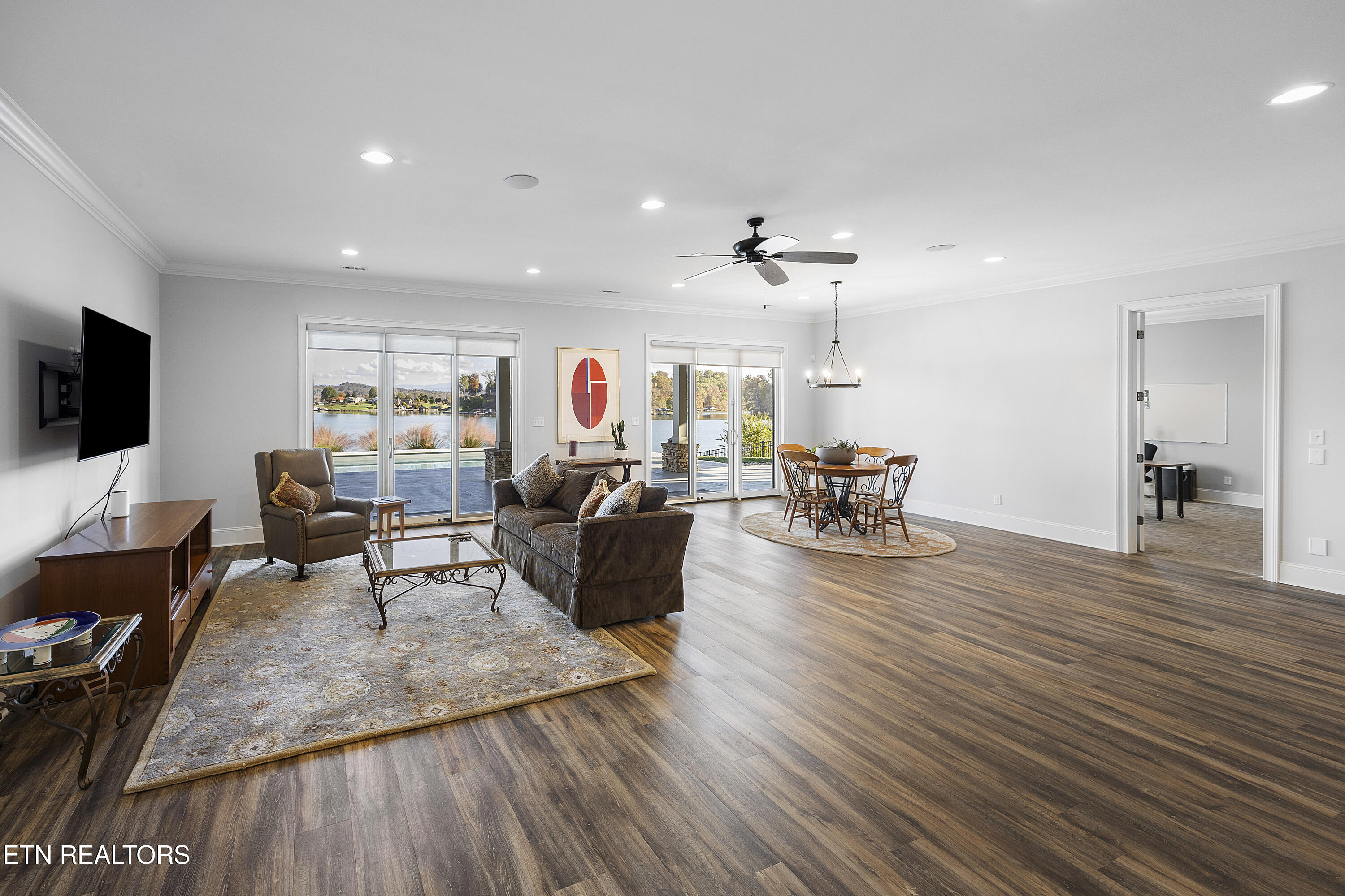 12204 Bluff Shore Drive