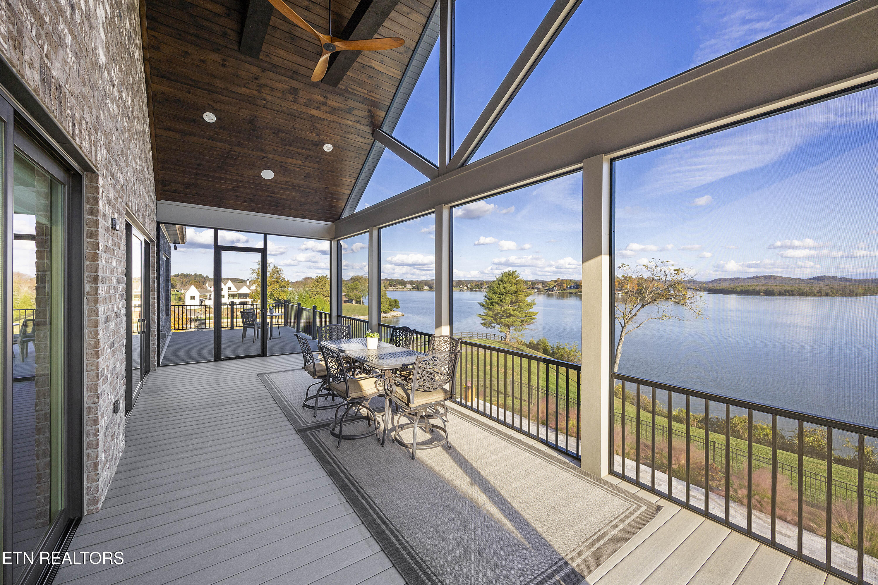 12204 Bluff Shore Drive