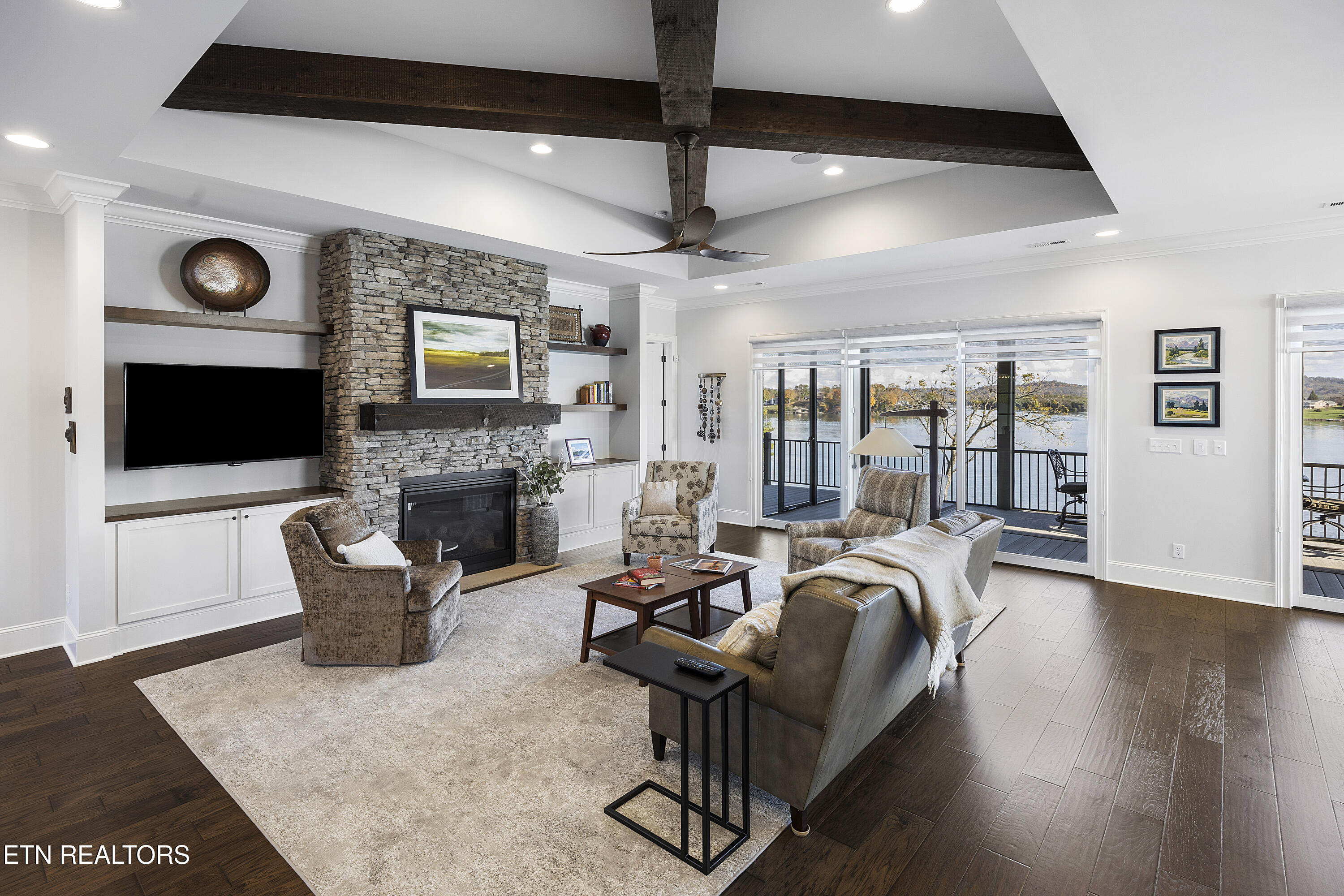 12204 Bluff Shore Drive