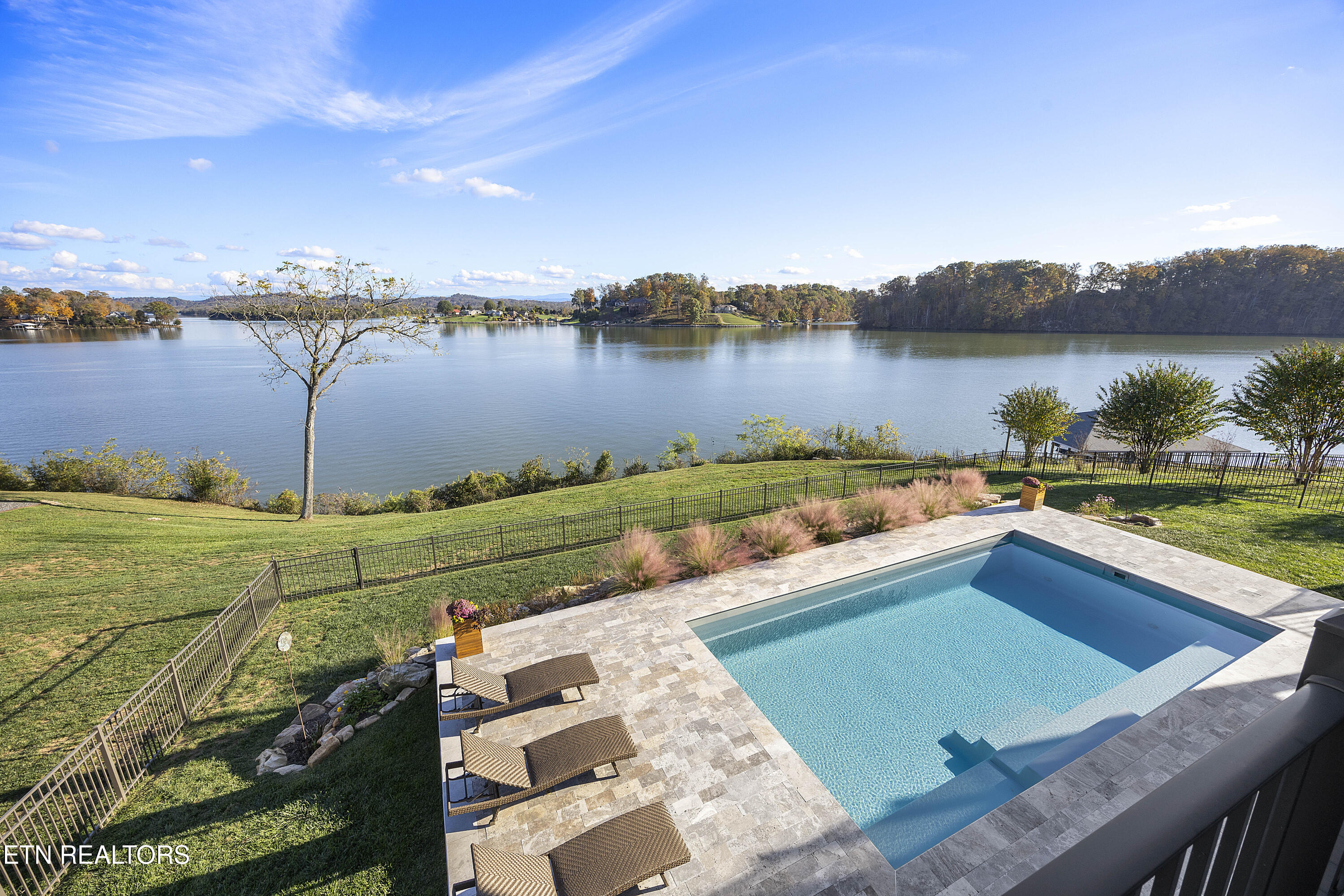 12204 Bluff Shore Drive