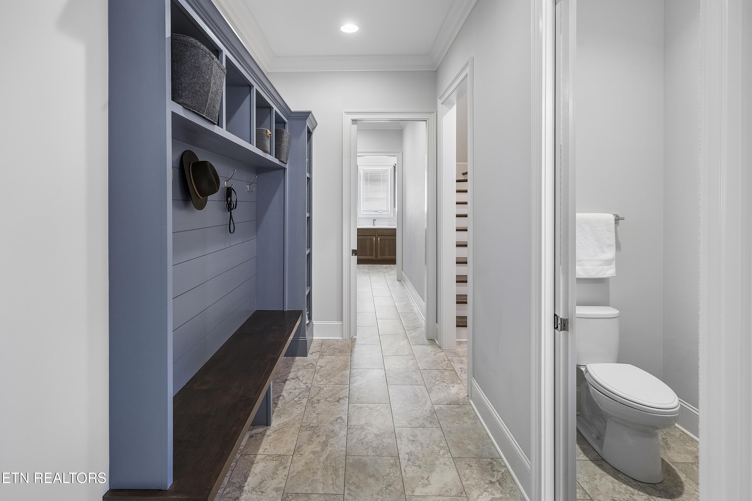 12204 Bluff Shore Drive