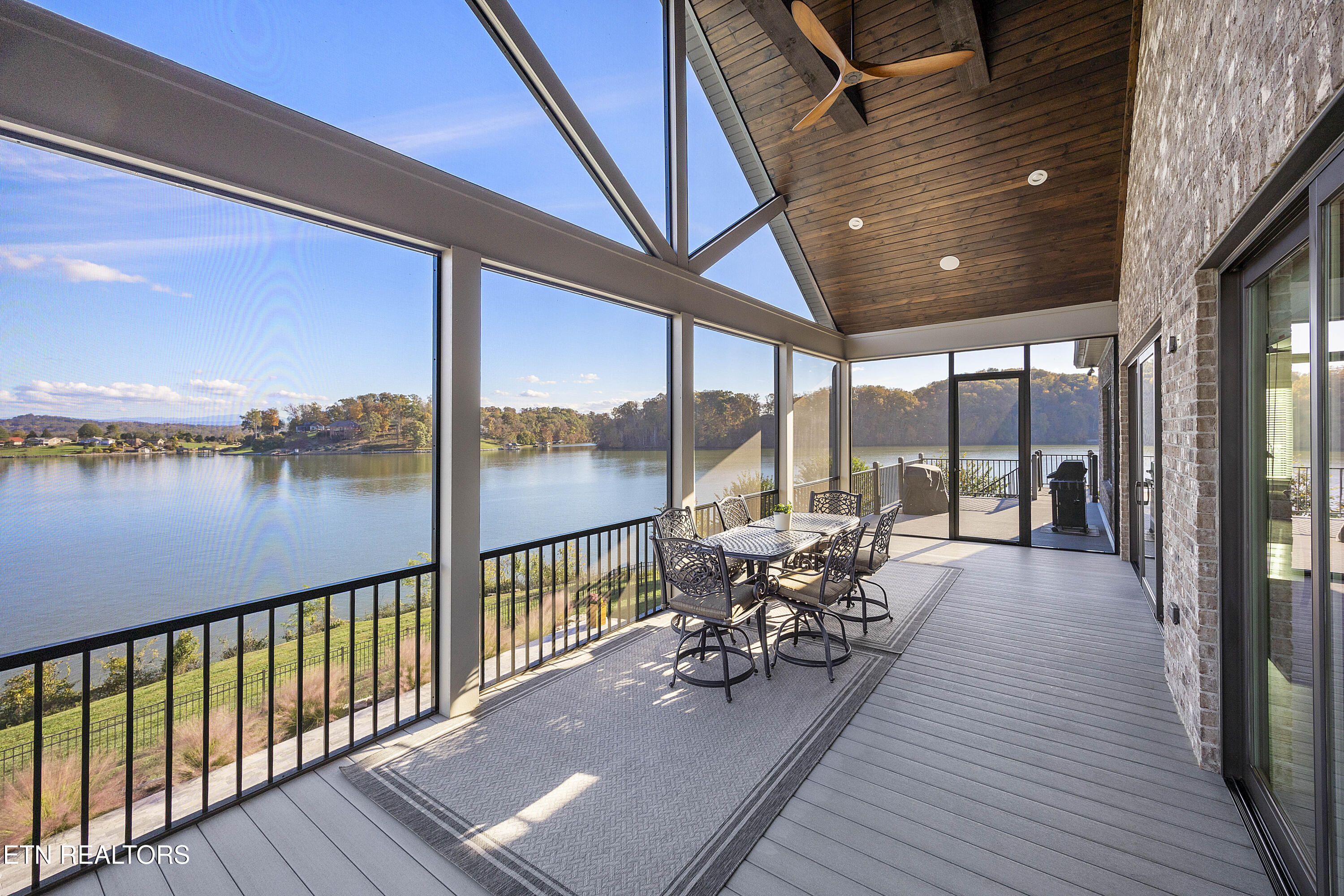 12204 Bluff Shore Drive