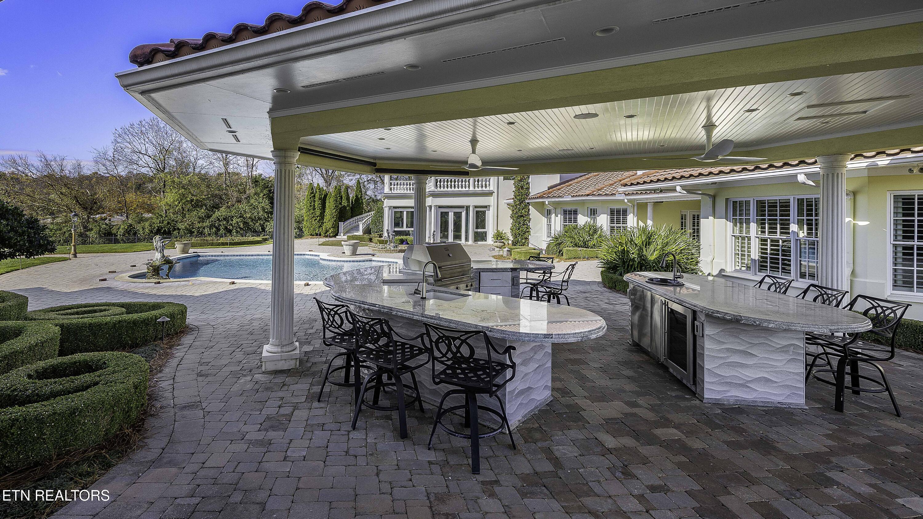 10824 Westland Drive