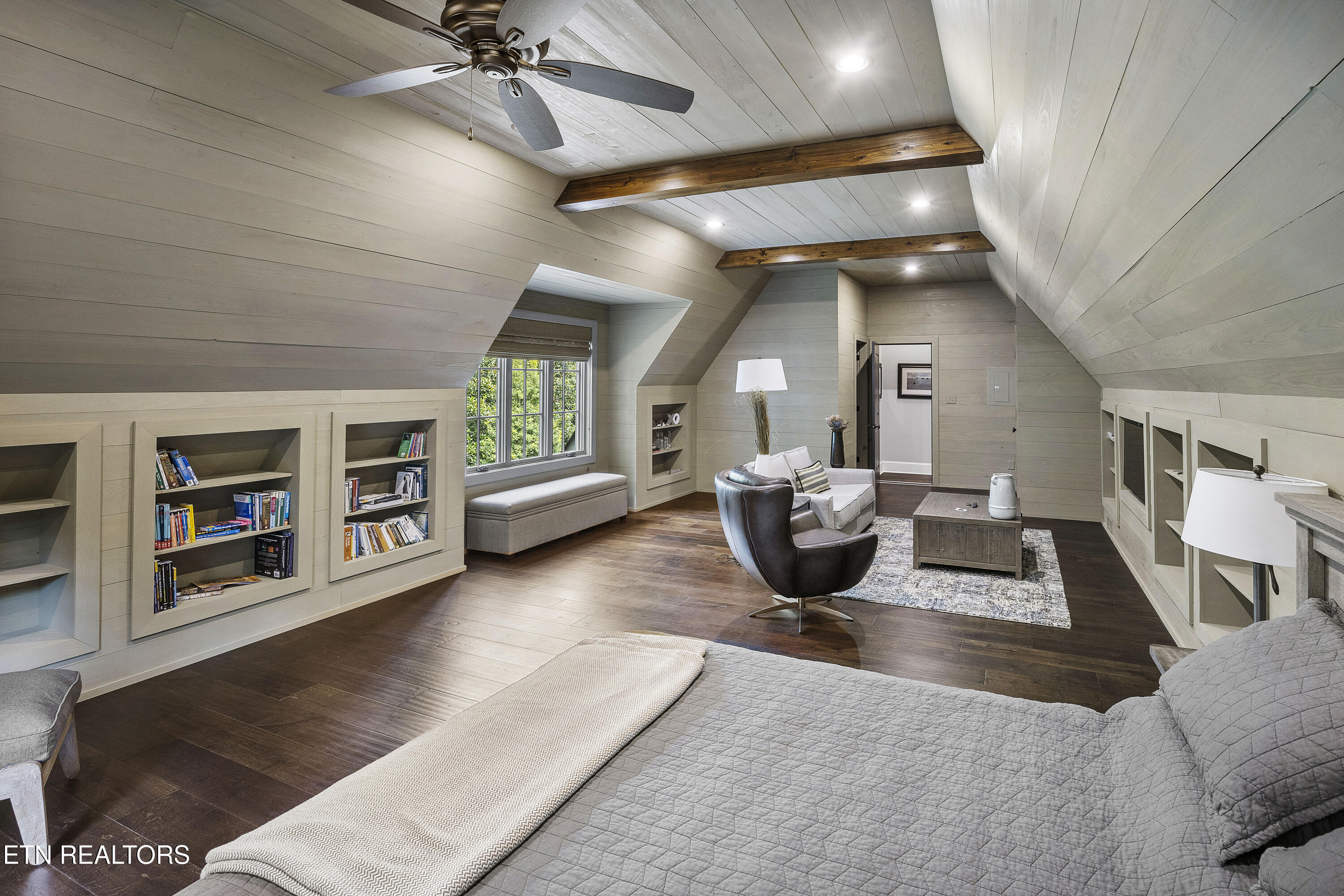 8314 Rudder Valley Lane