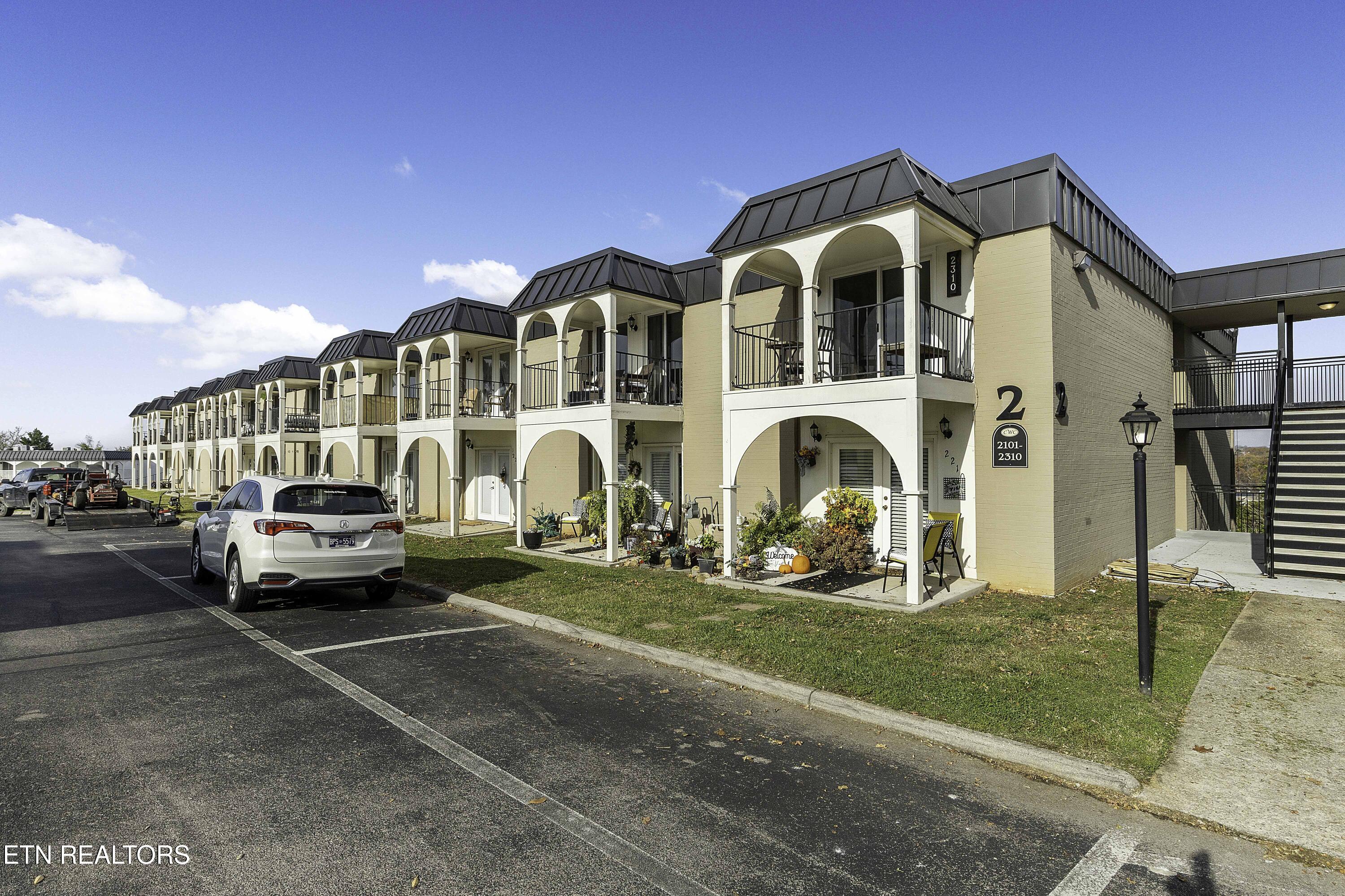 5709 Lyons View Pike, 2102