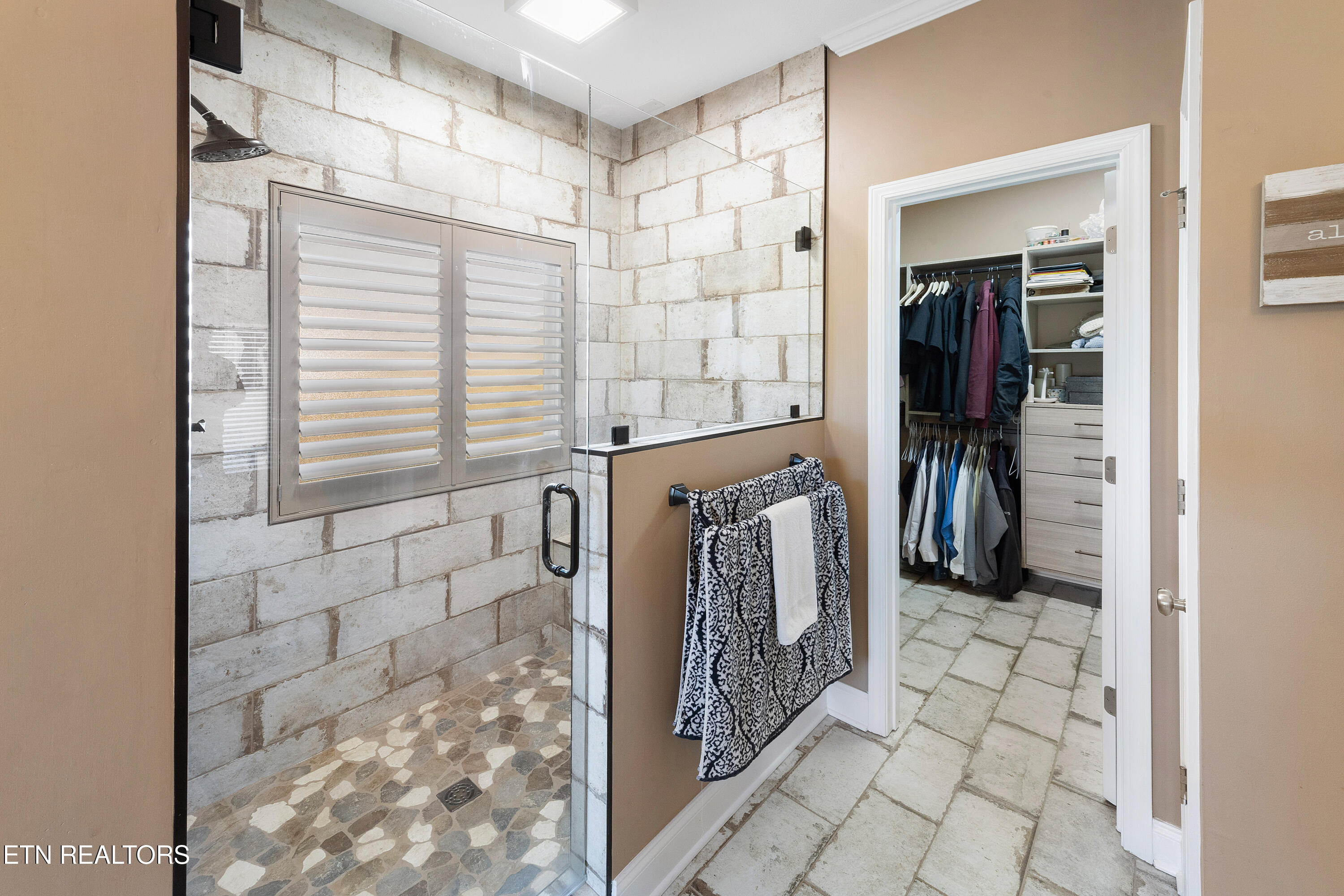 3737 Riverbrook Drive