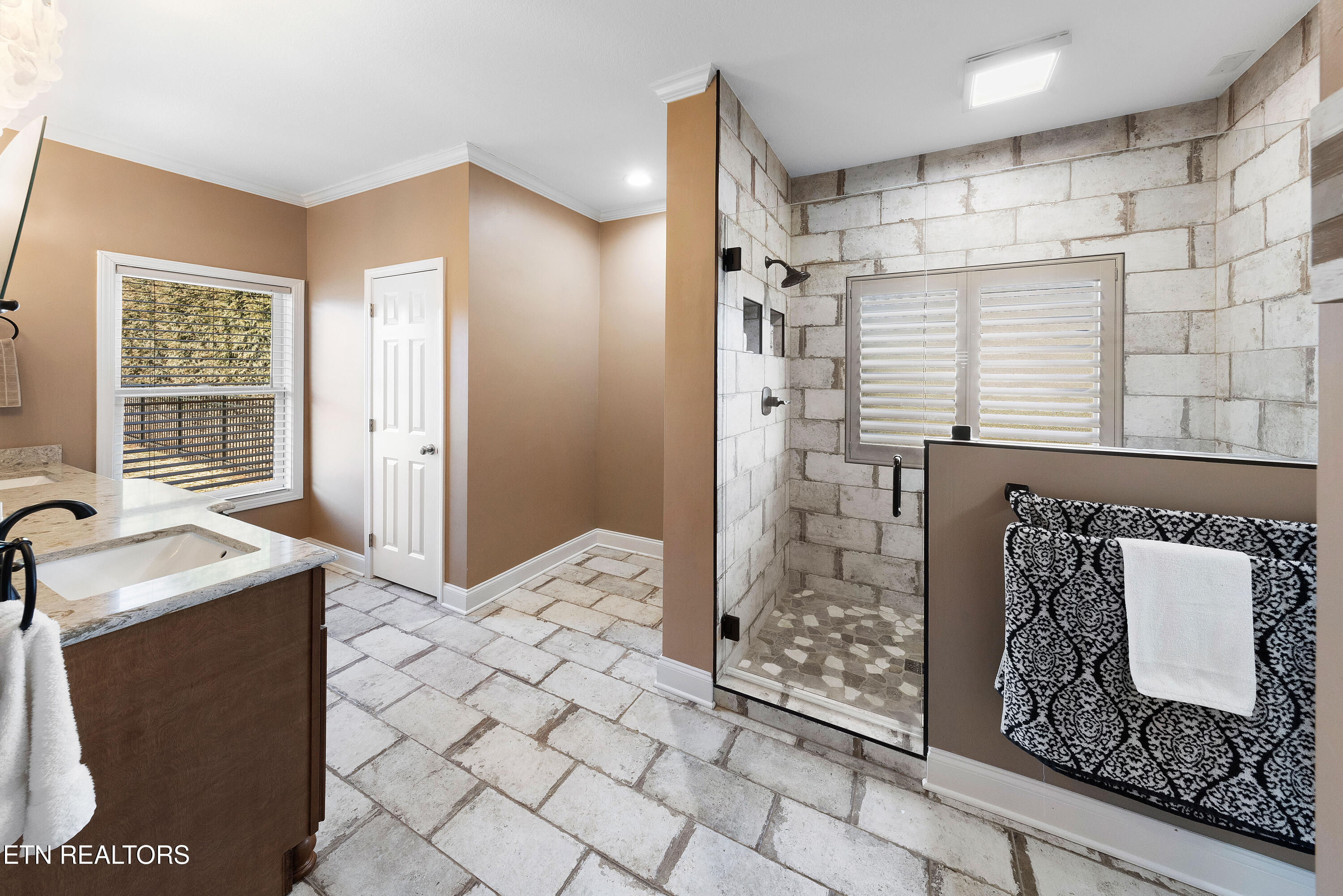 3737 Riverbrook Drive