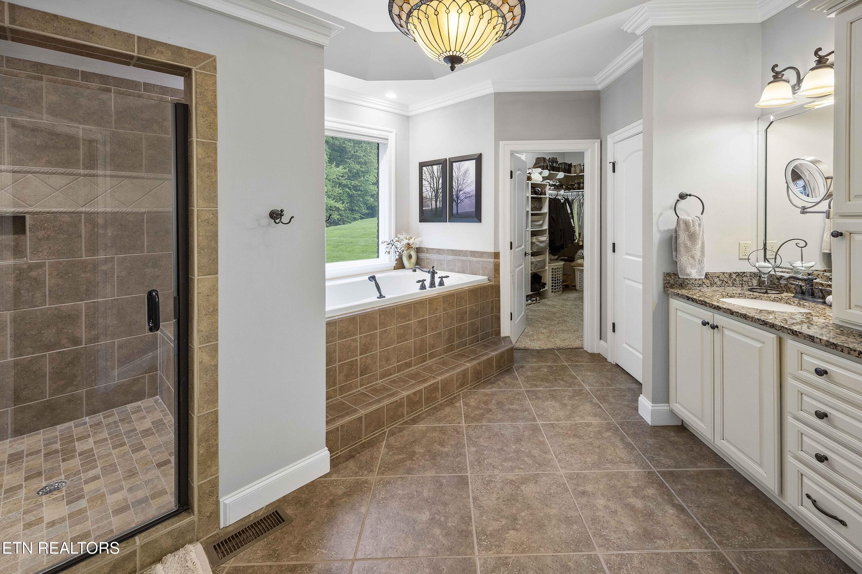 1716 Glen Bean Court