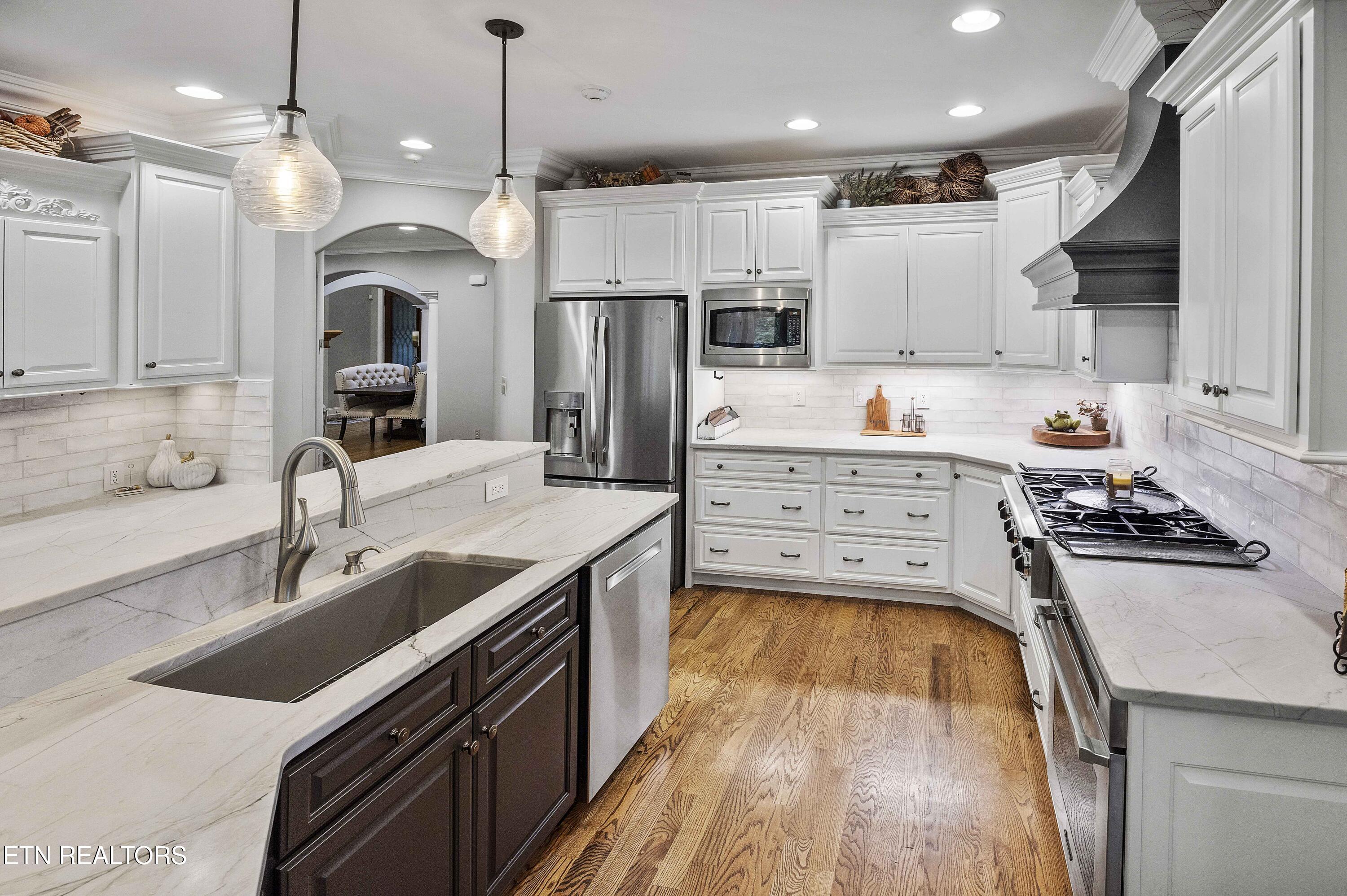 1716 Glen Bean Court