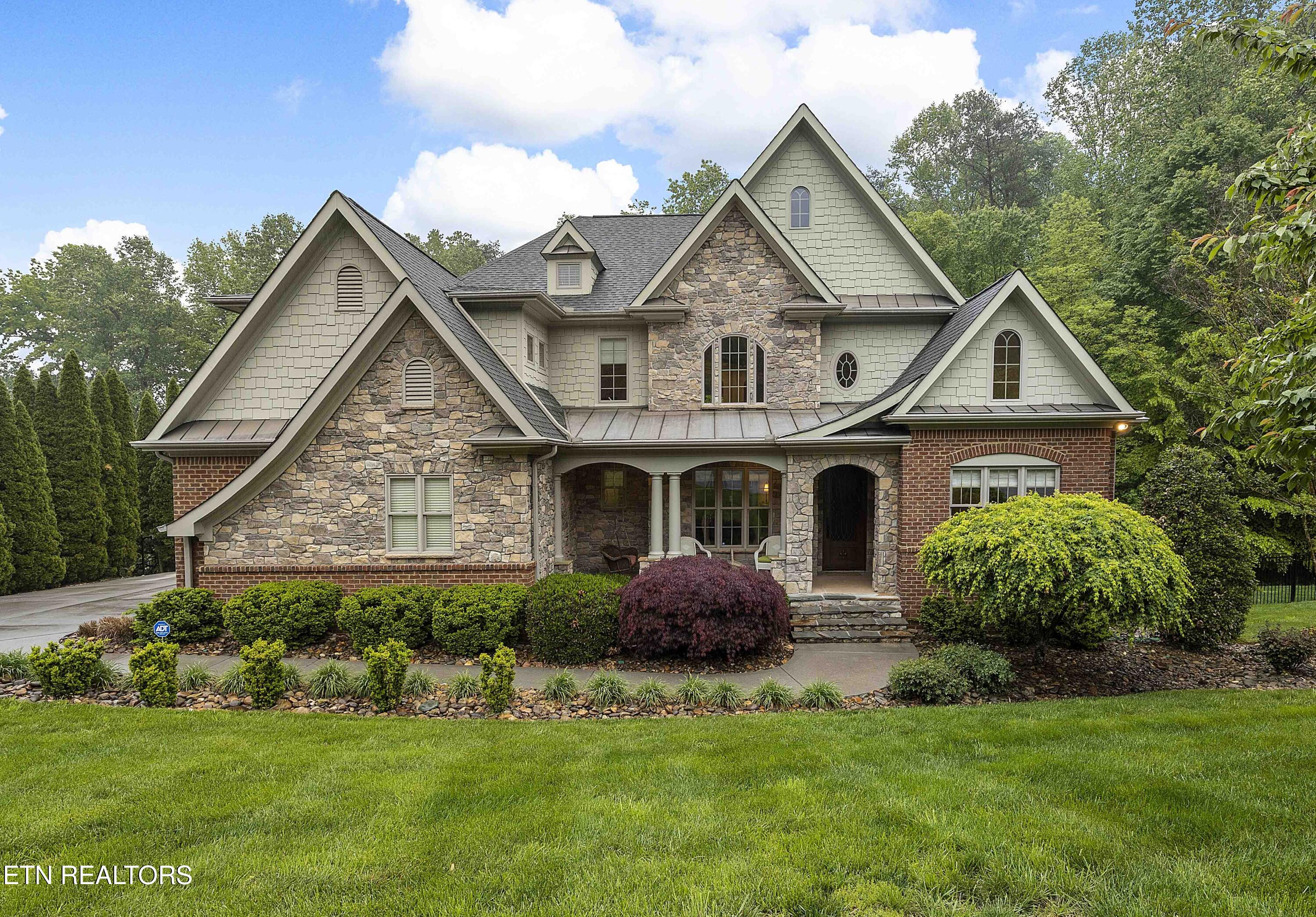 1716 Glen Bean Court