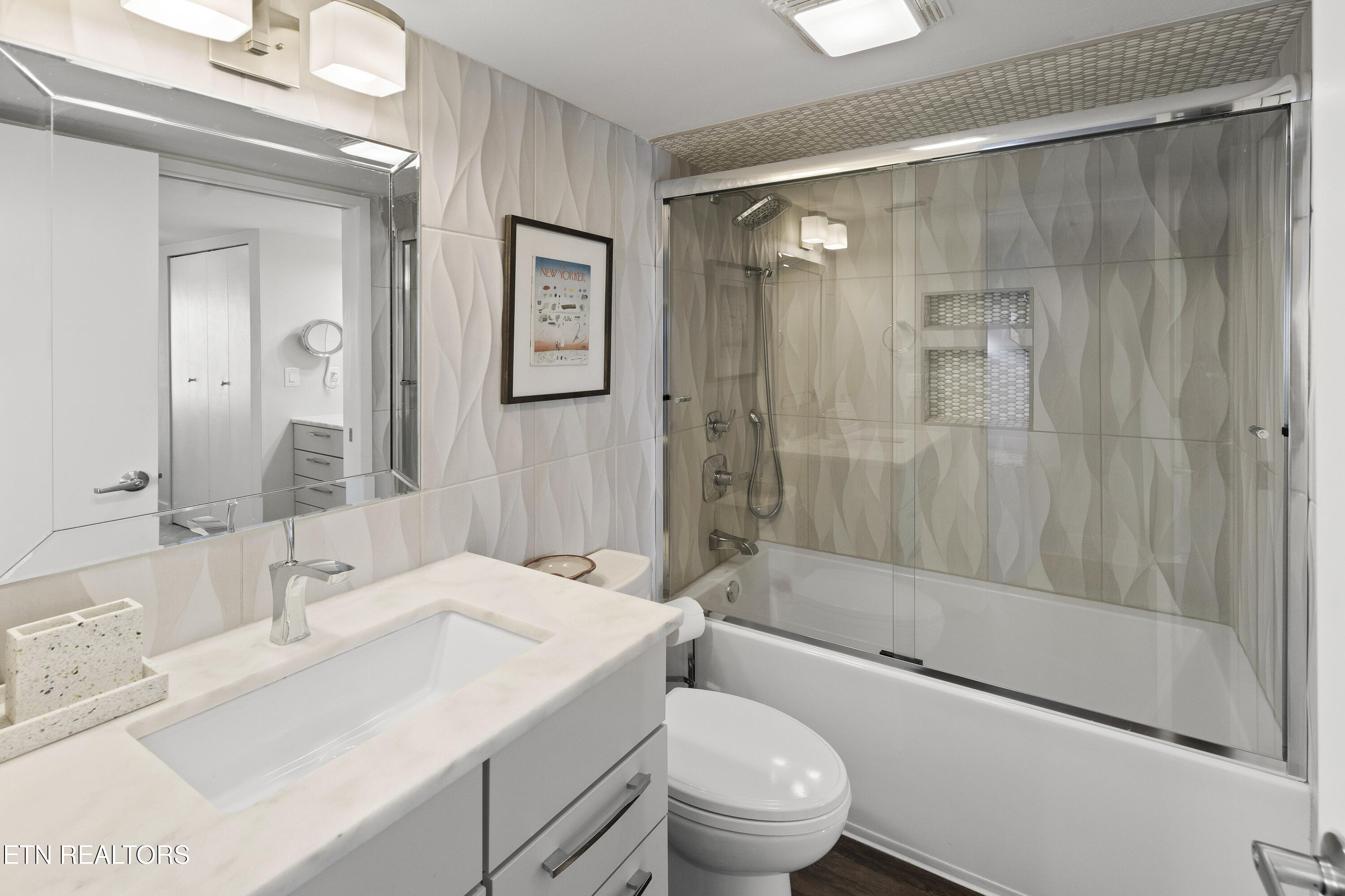 1863 Cherokeee Bluff Drive