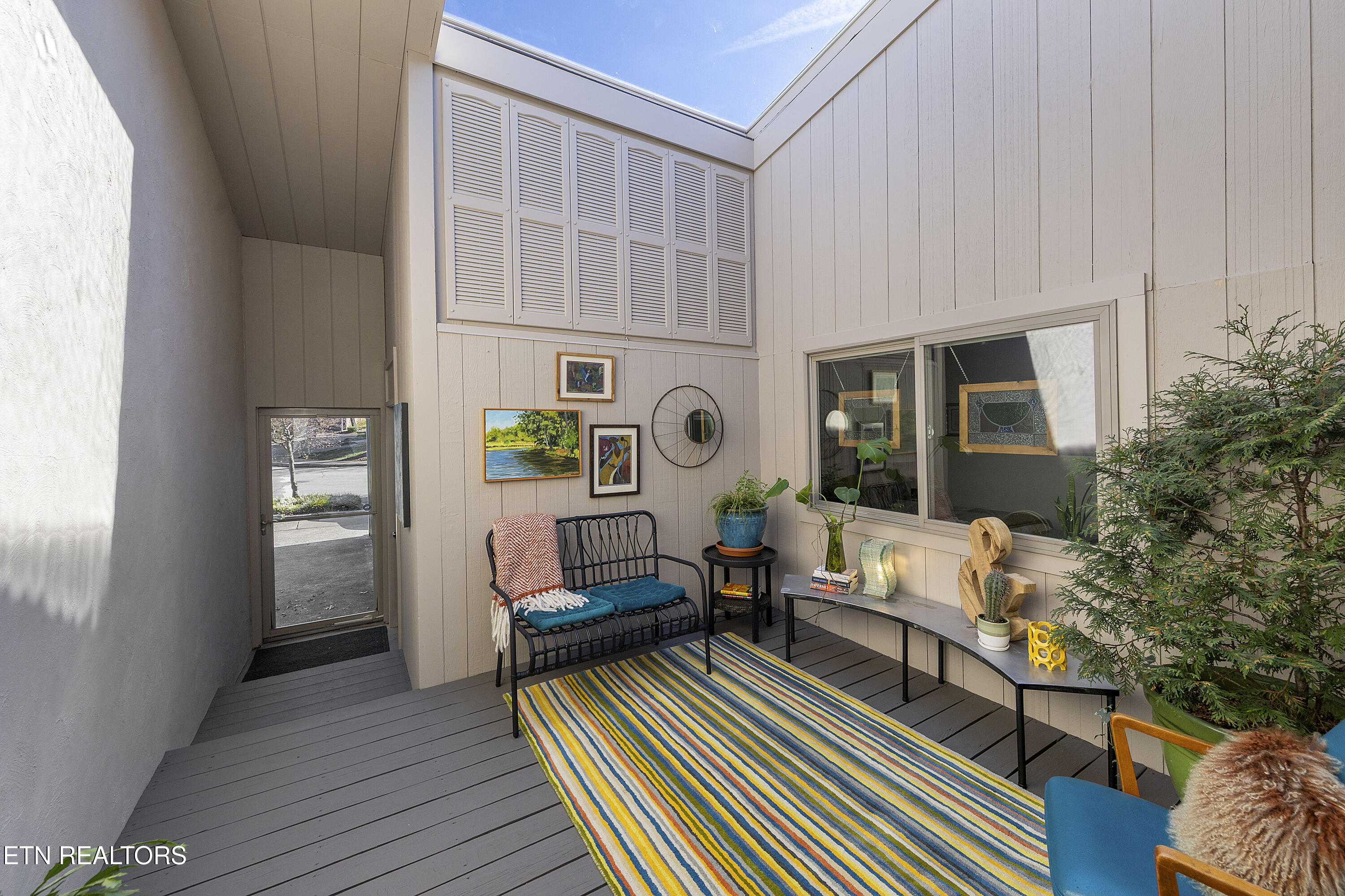 1863 Cherokeee Bluff Drive