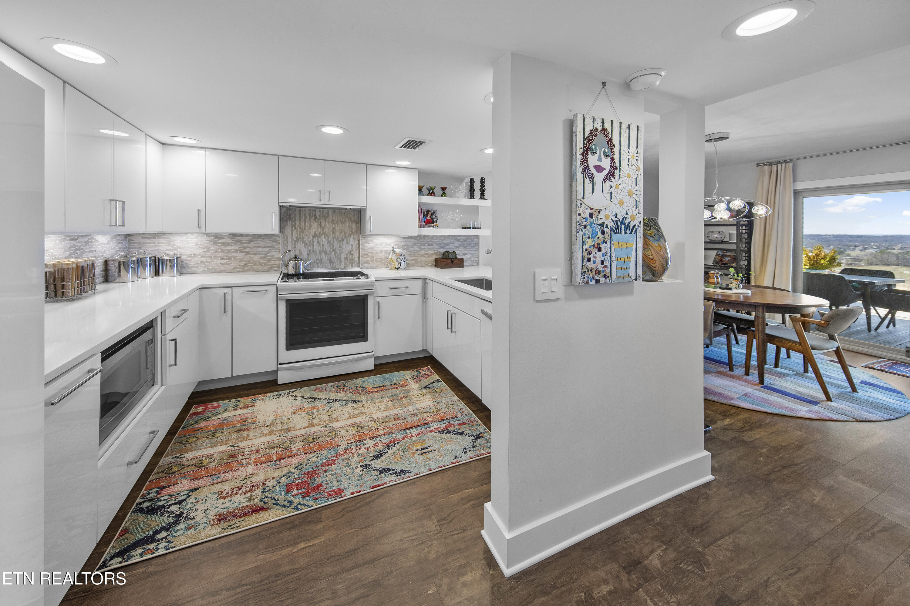 1863 Cherokeee Bluff Drive