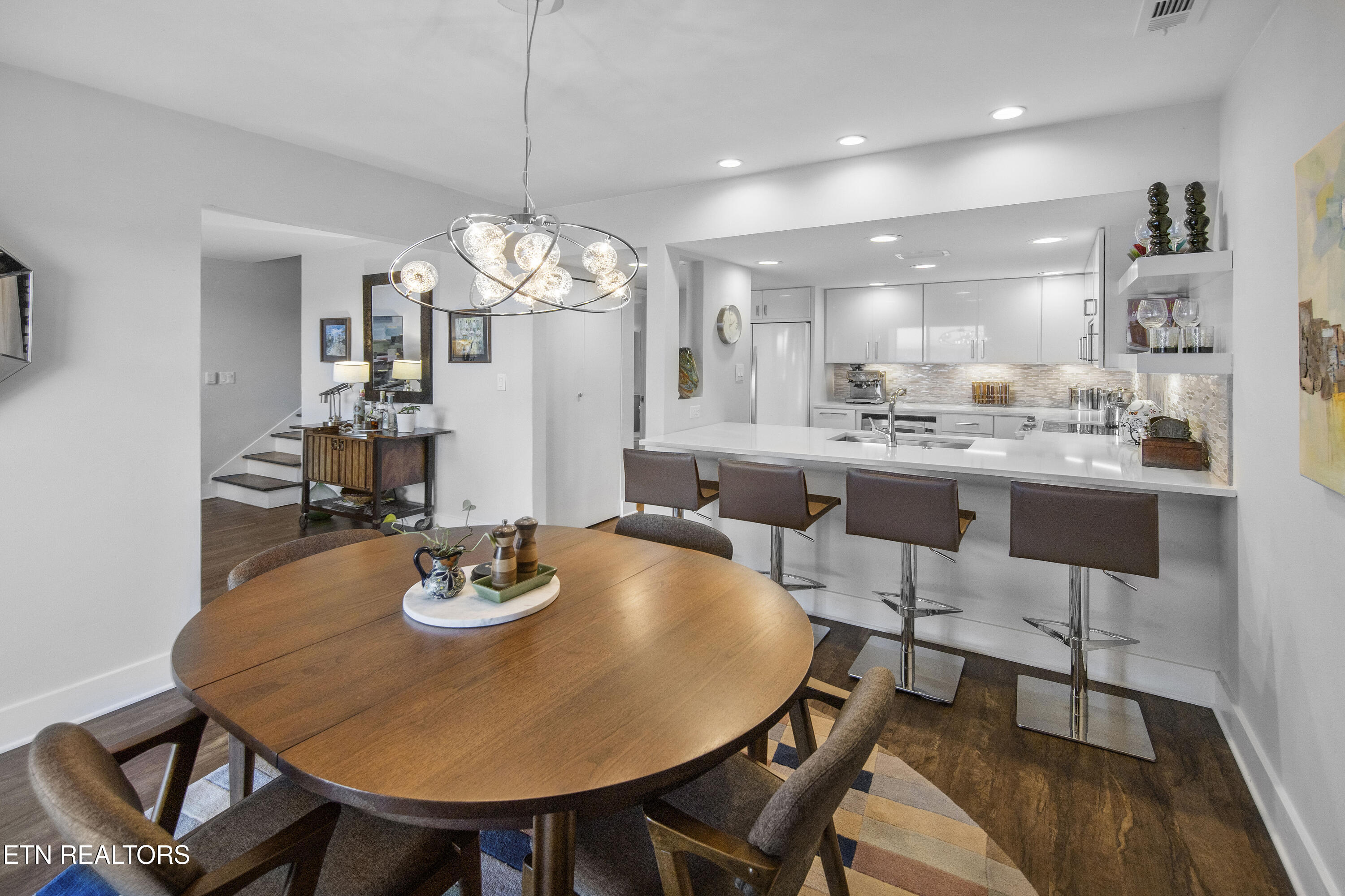 1863 Cherokeee Bluff Drive