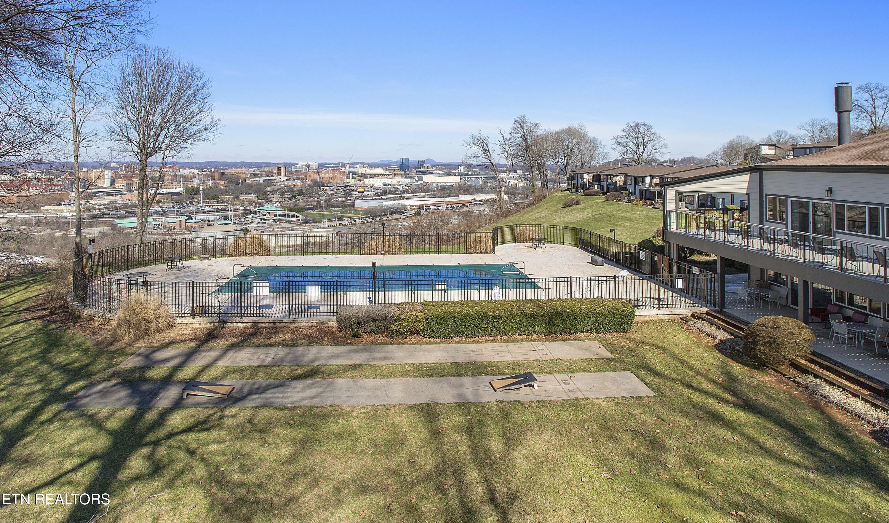 1863 Cherokeee Bluff Drive