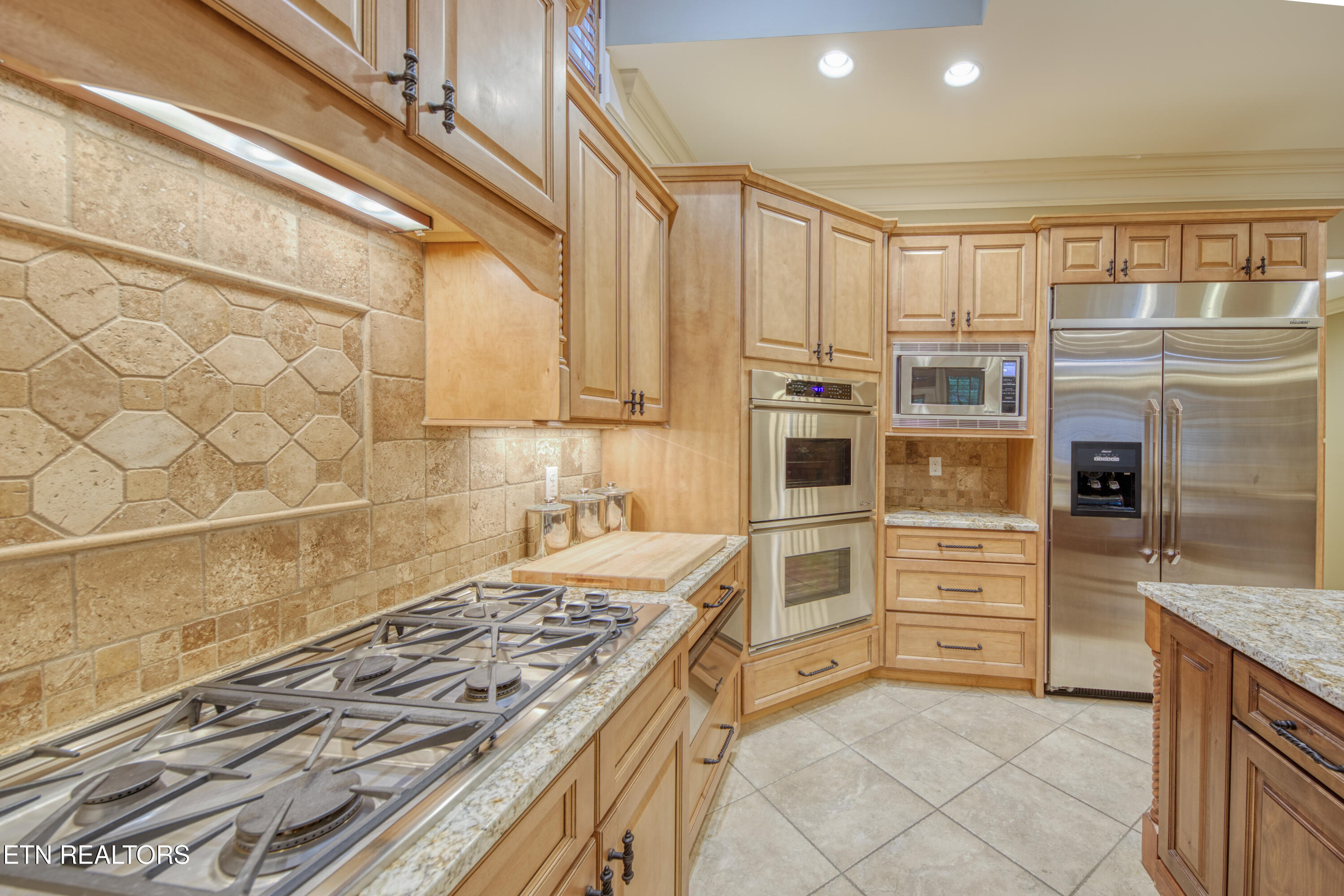 7211 Wellsley Manor Way