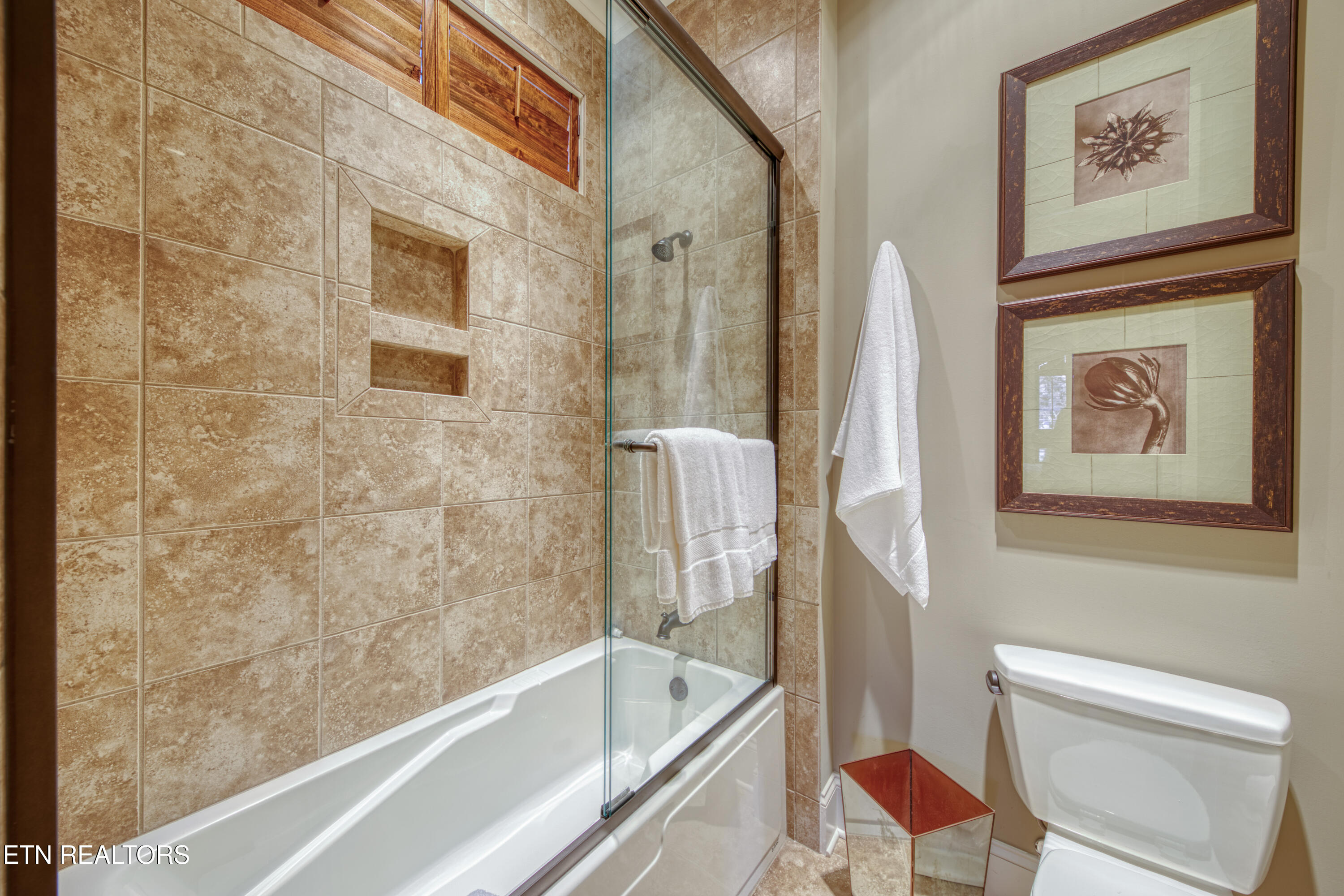 7211 Wellsley Manor Way