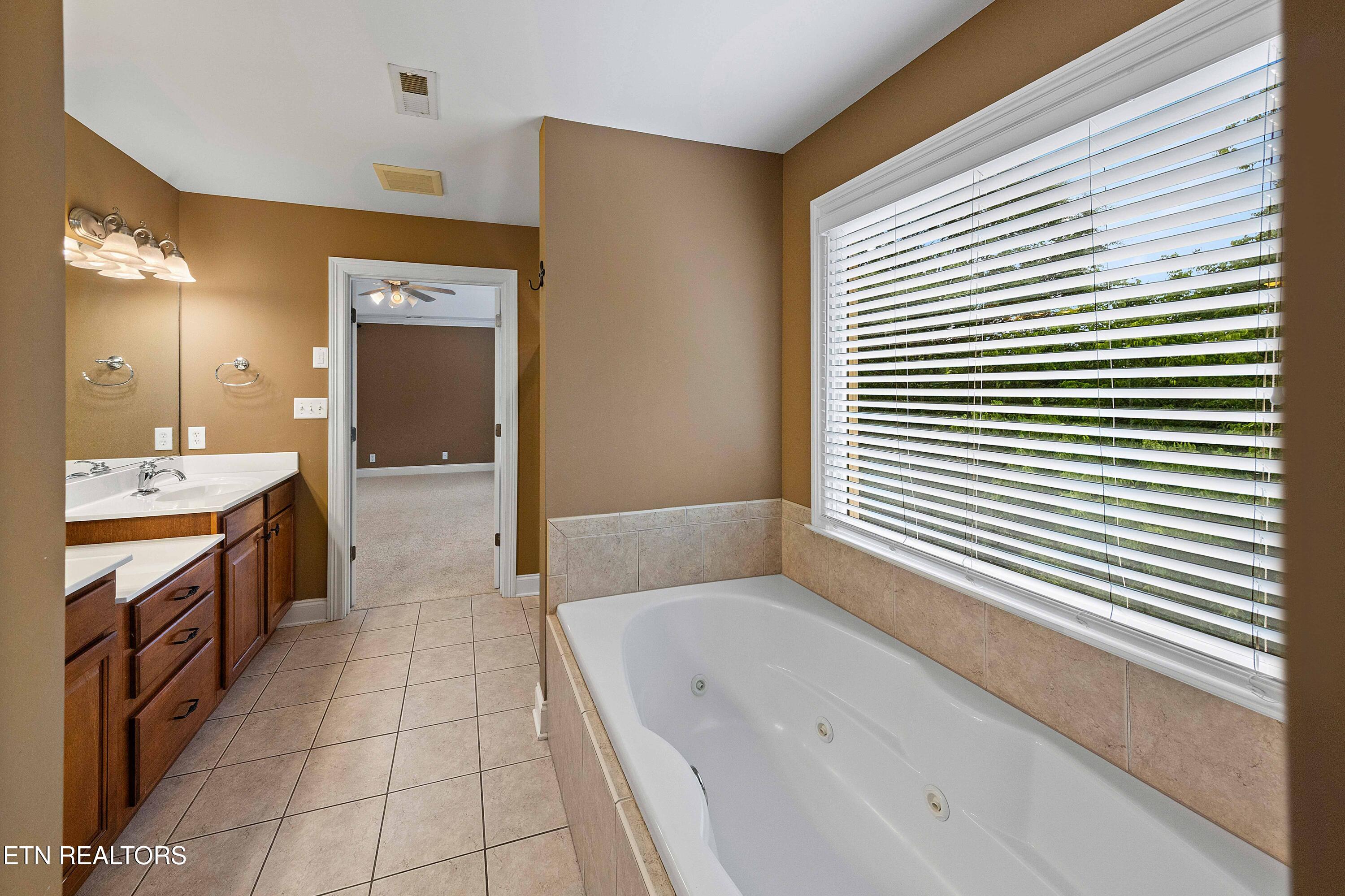 12649 Bayview Drive
