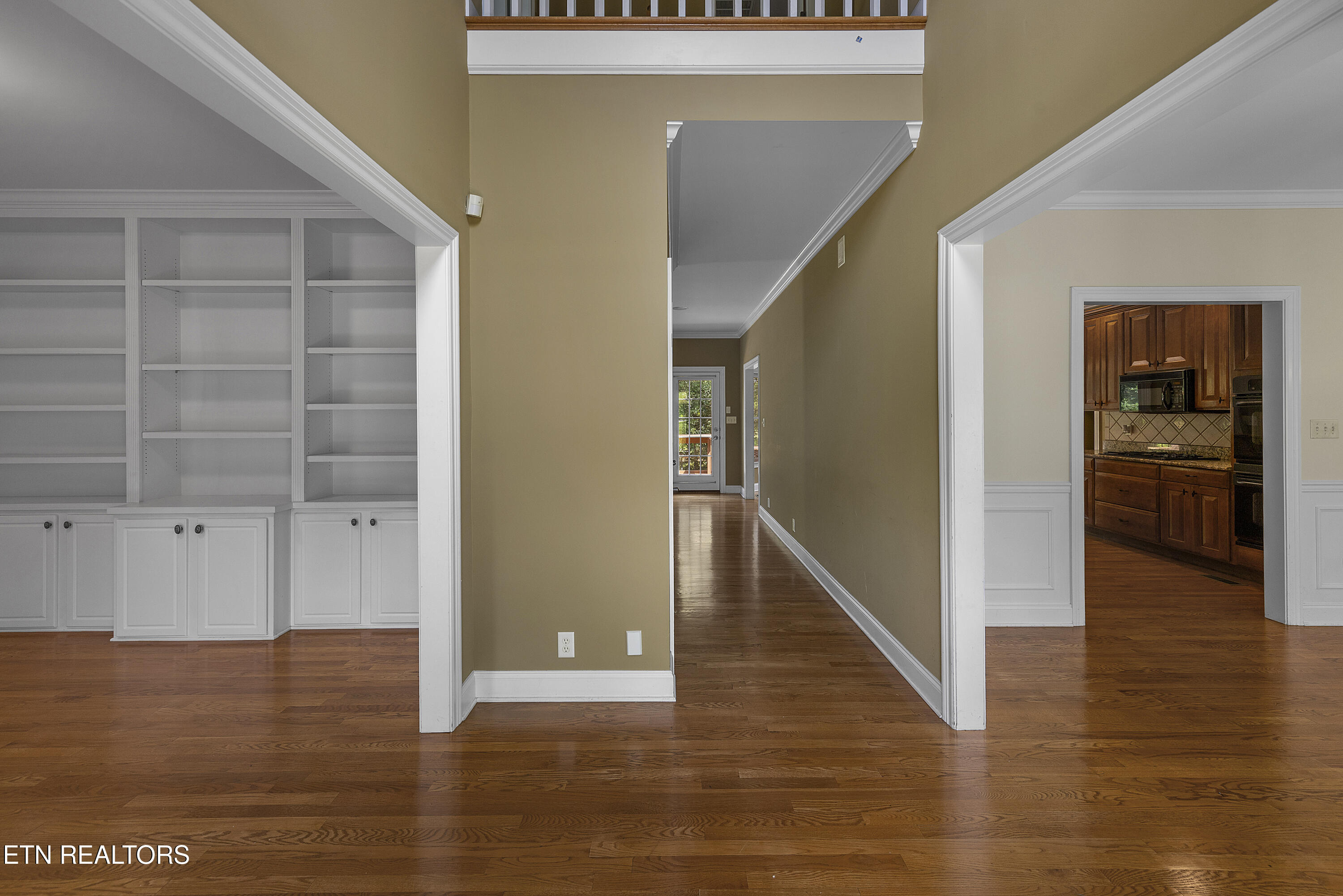 12649 Bayview Drive
