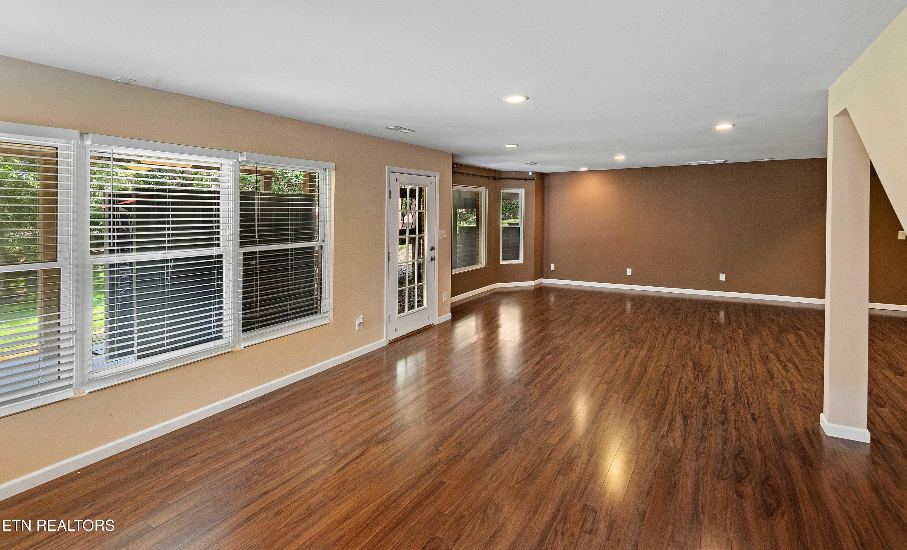 12649 Bayview Drive