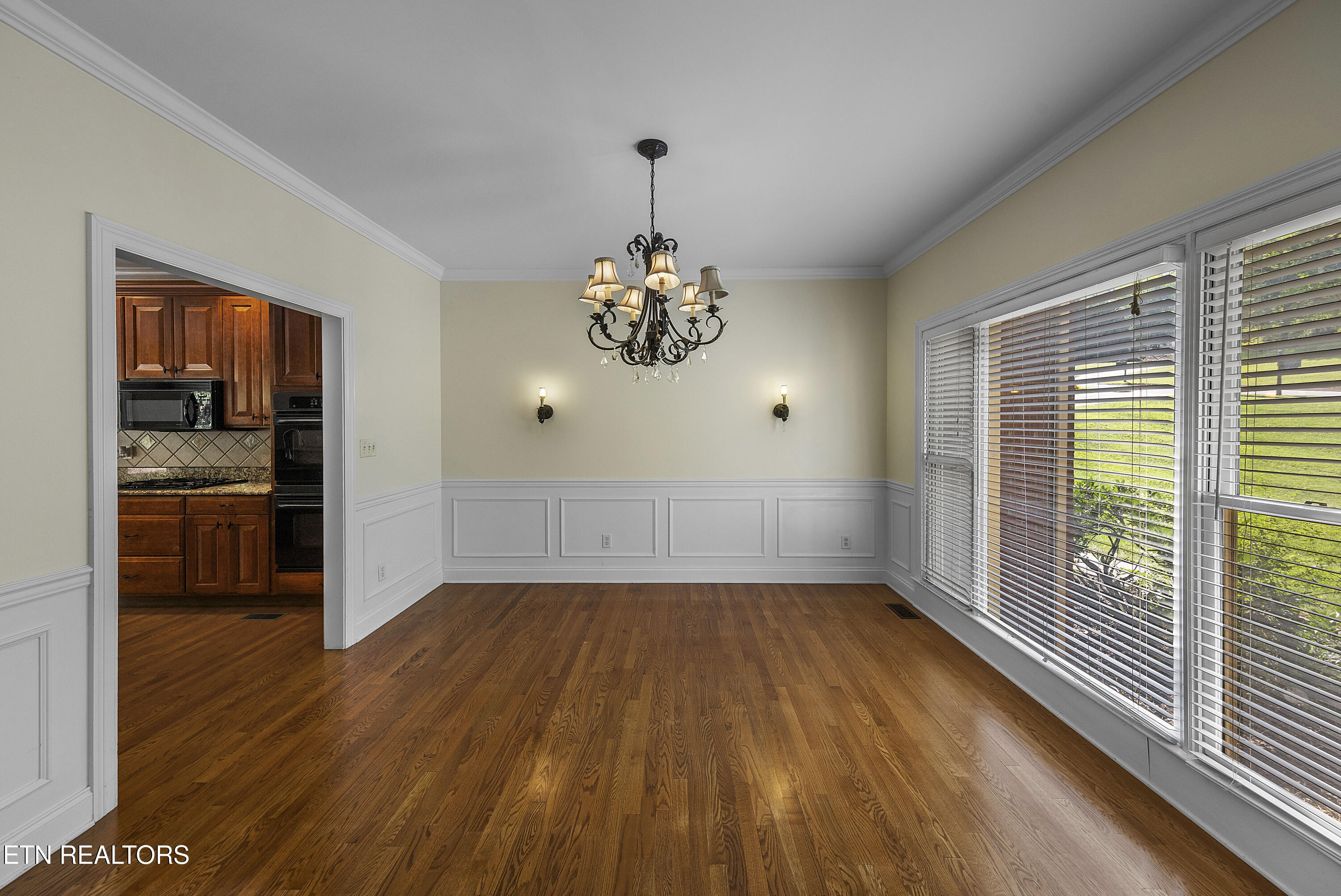 12649 Bayview Drive