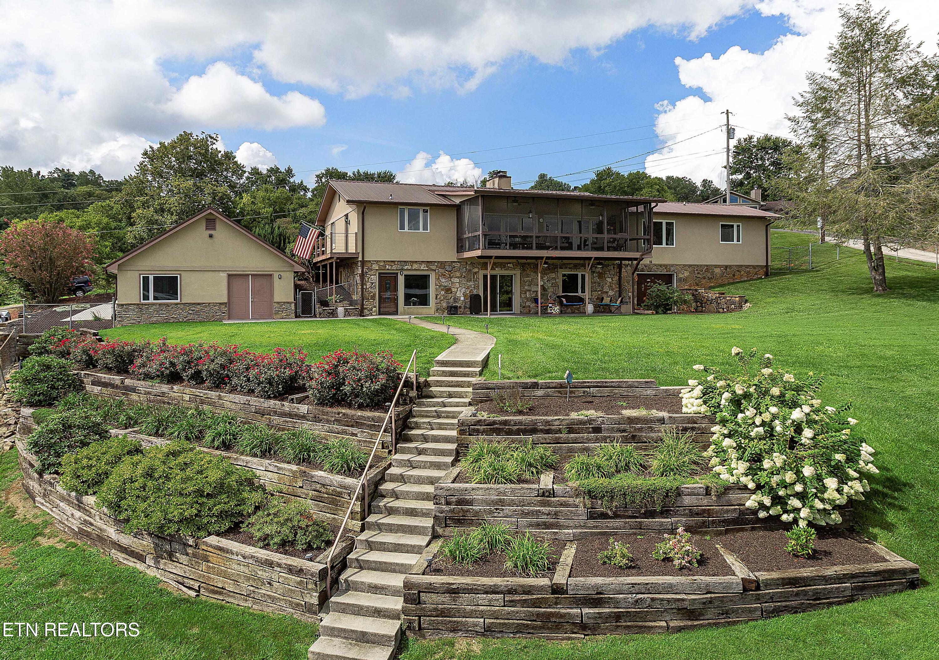 4237 Smoot Lane