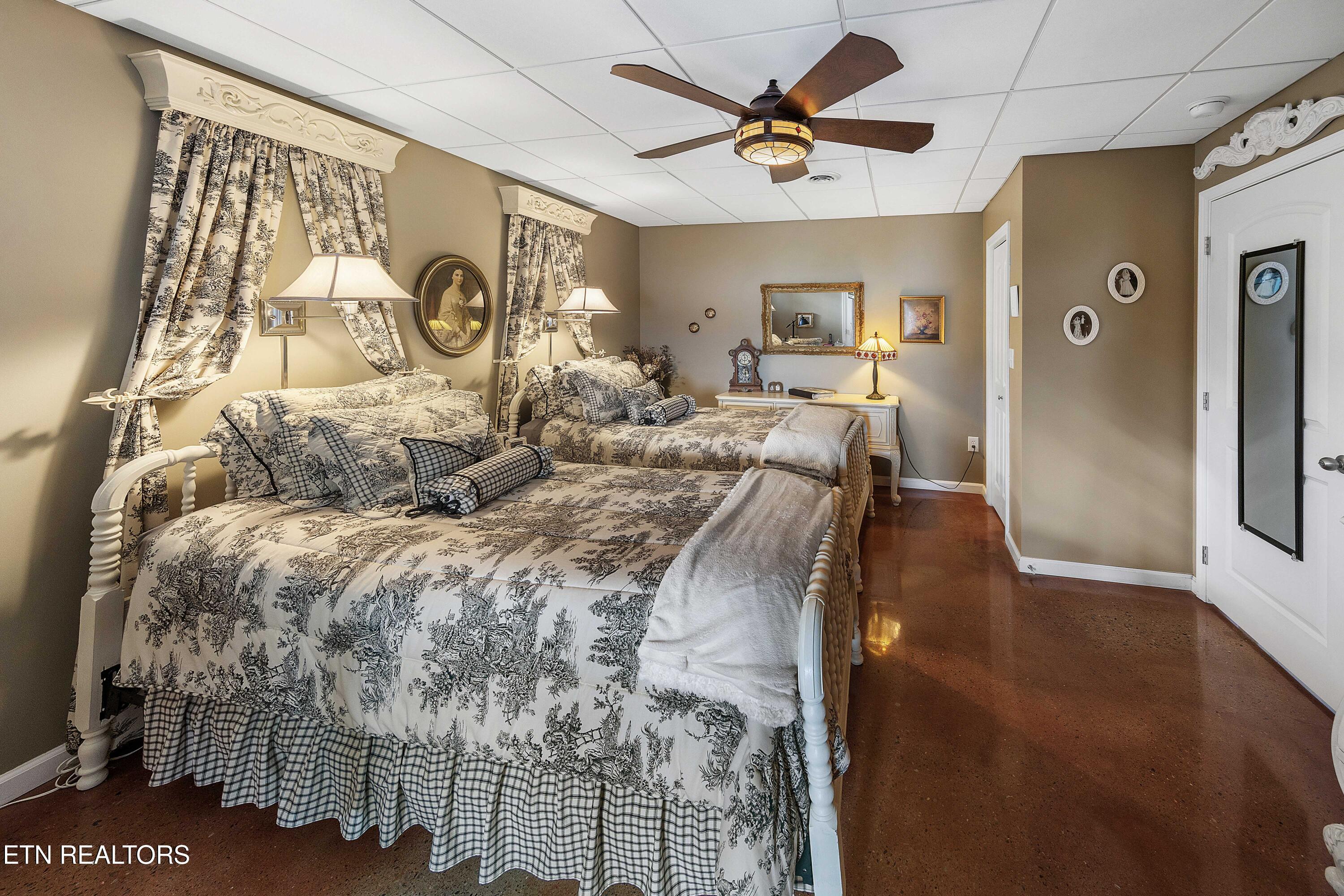 4237 Smoot Lane