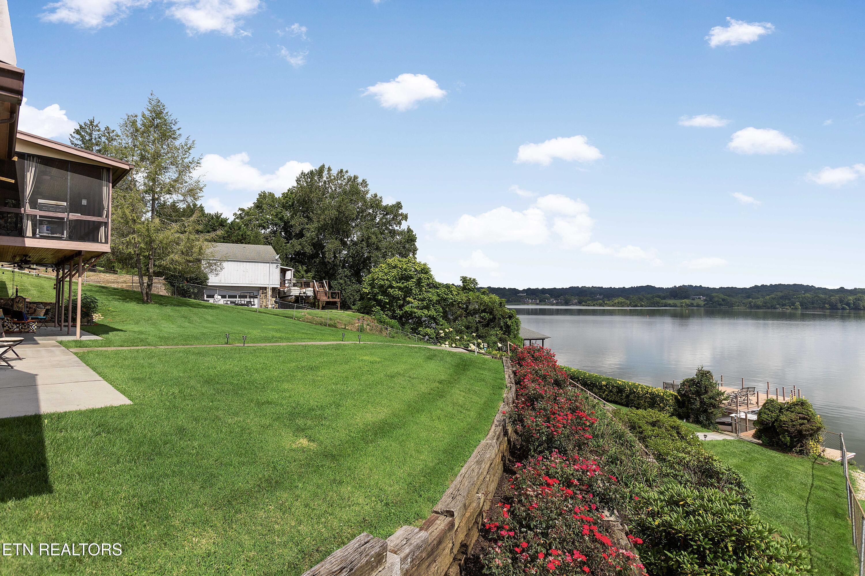 4237 Smoot Lane