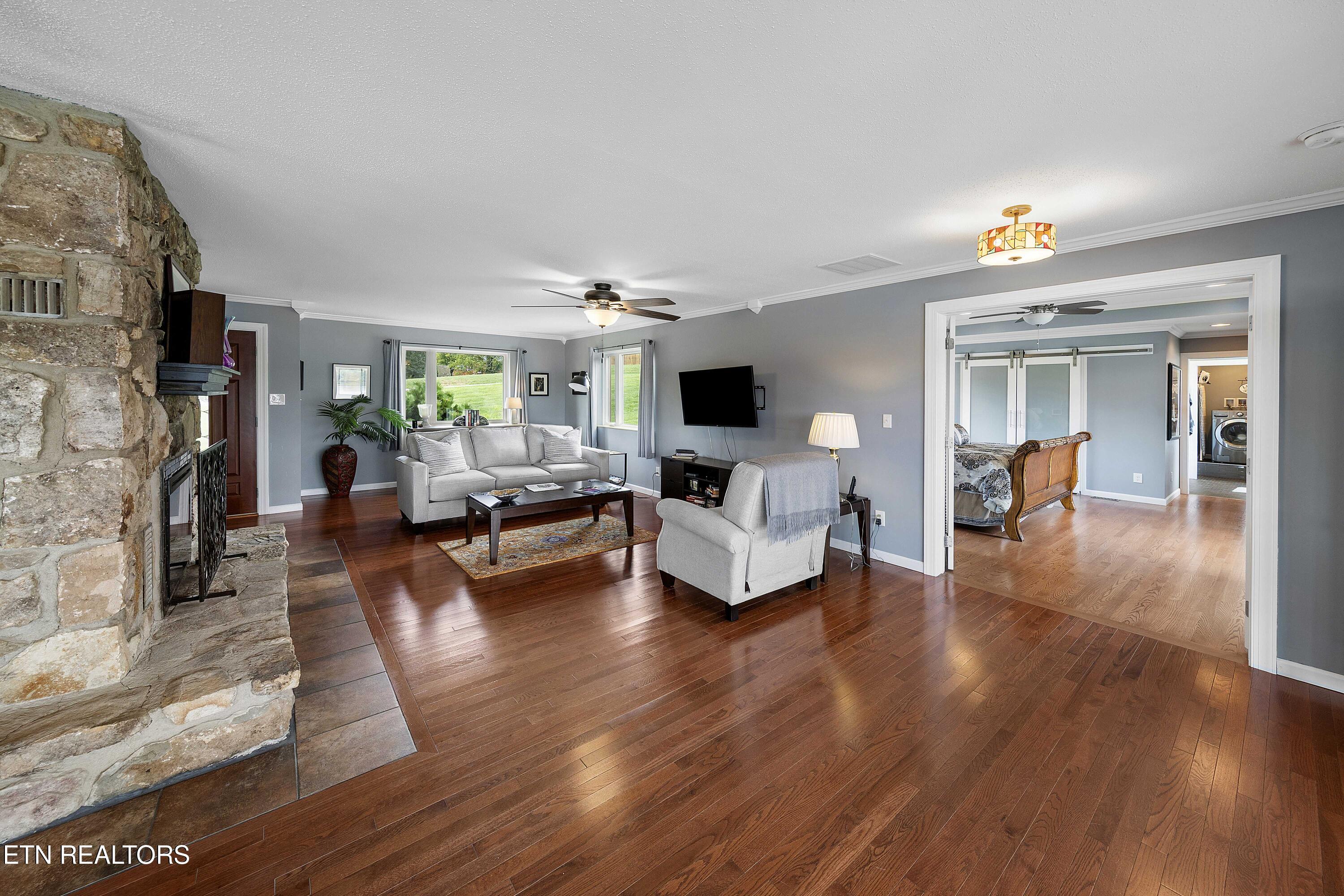 4237 Smoot Lane