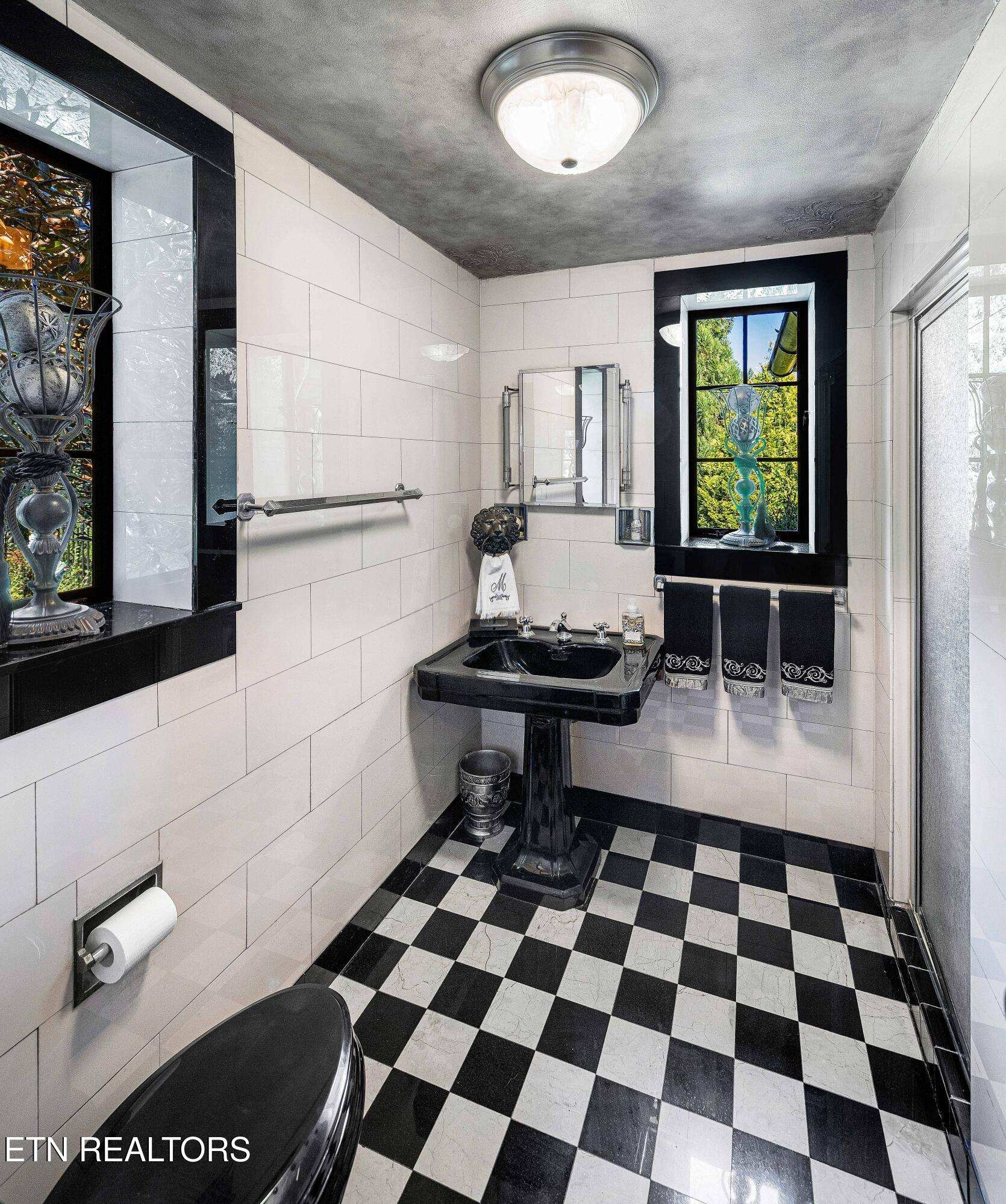 6203 Westland Drive, Knoxville