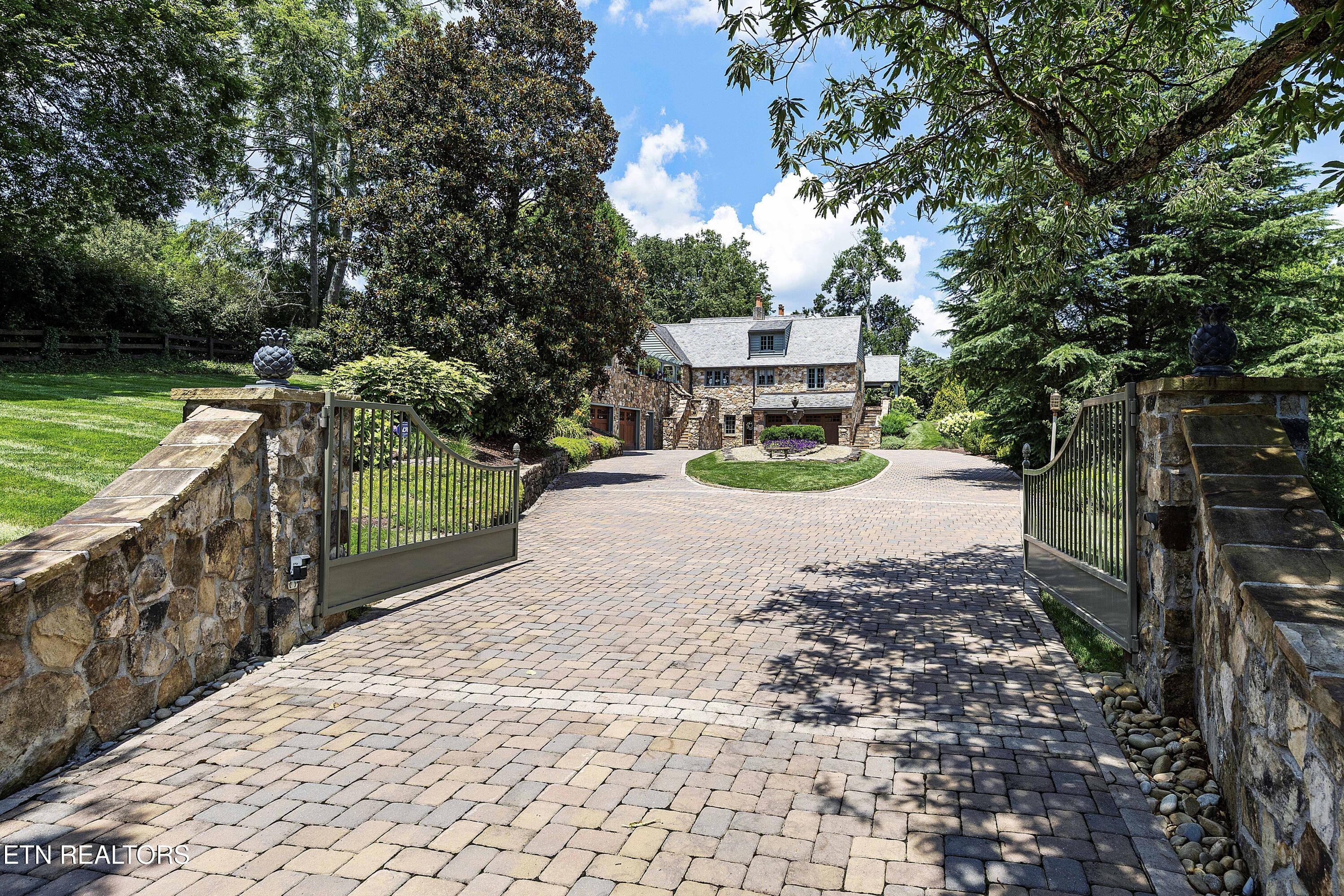 6203 Westland Drive, Knoxville