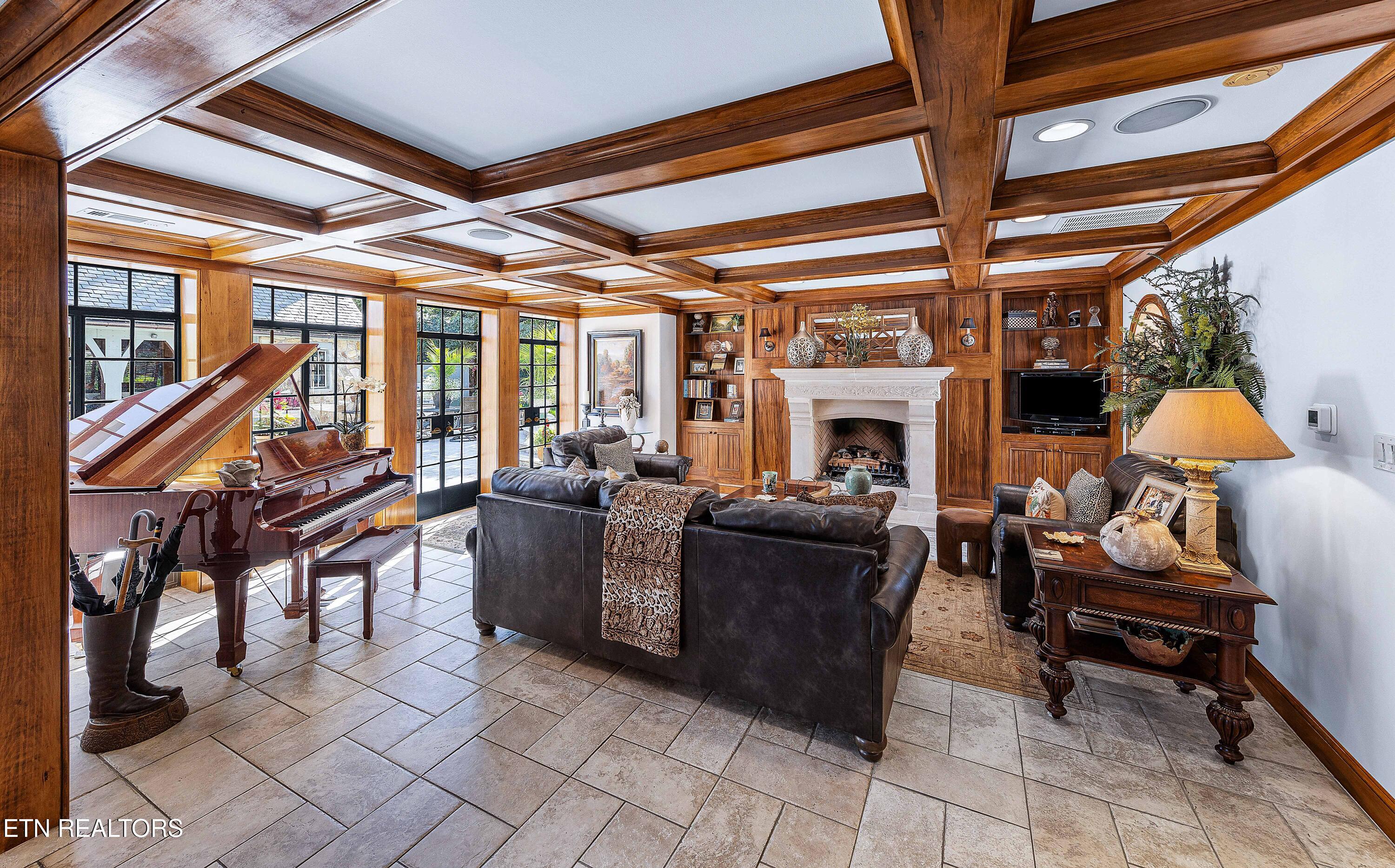 6203 Westland Drive, Knoxville