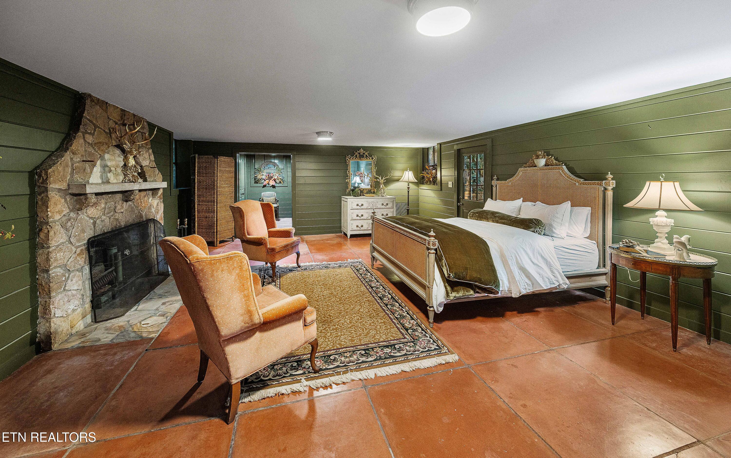 6203 Westland Drive, Knoxville