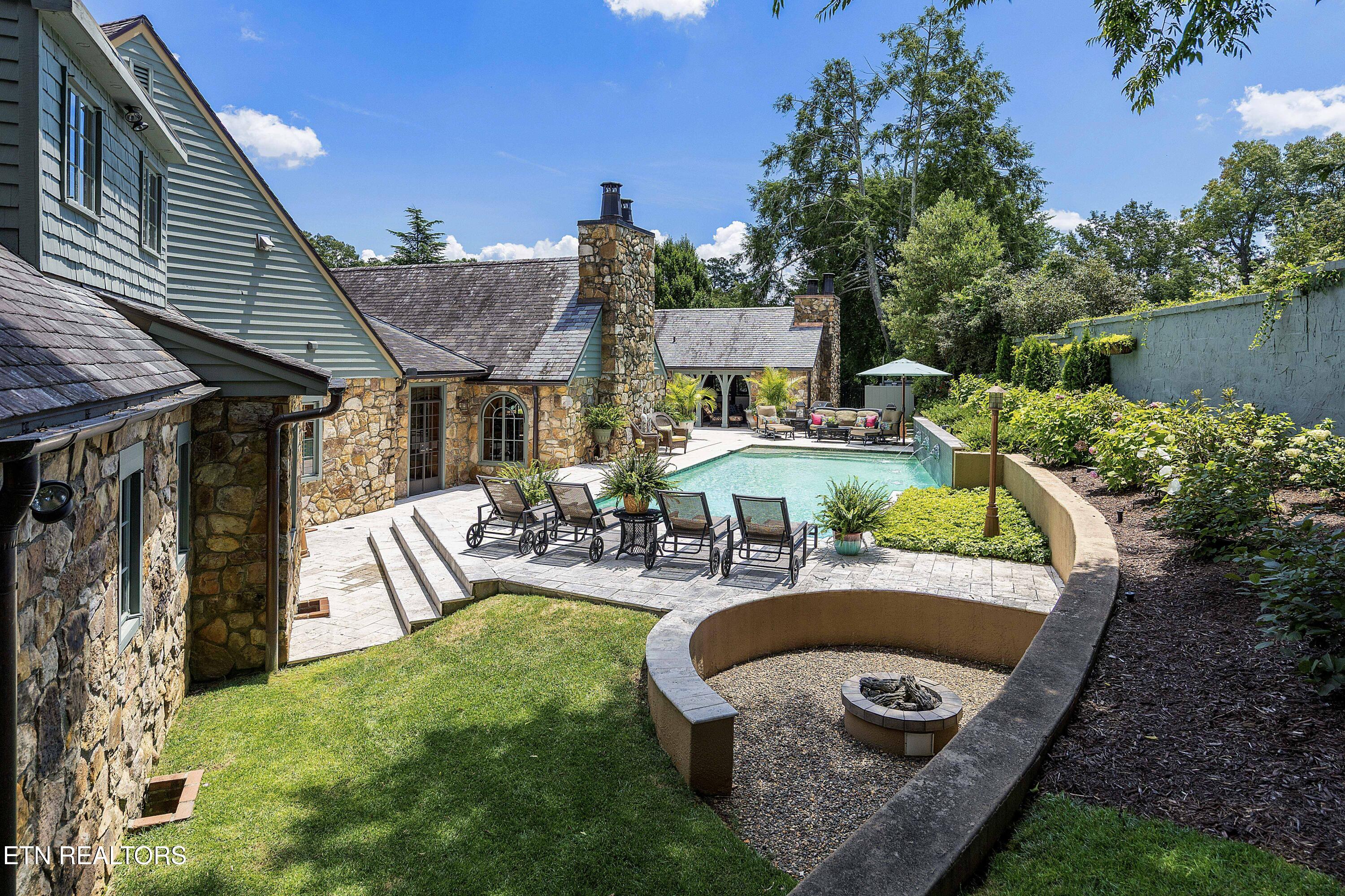 6203 Westland Drive, Knoxville