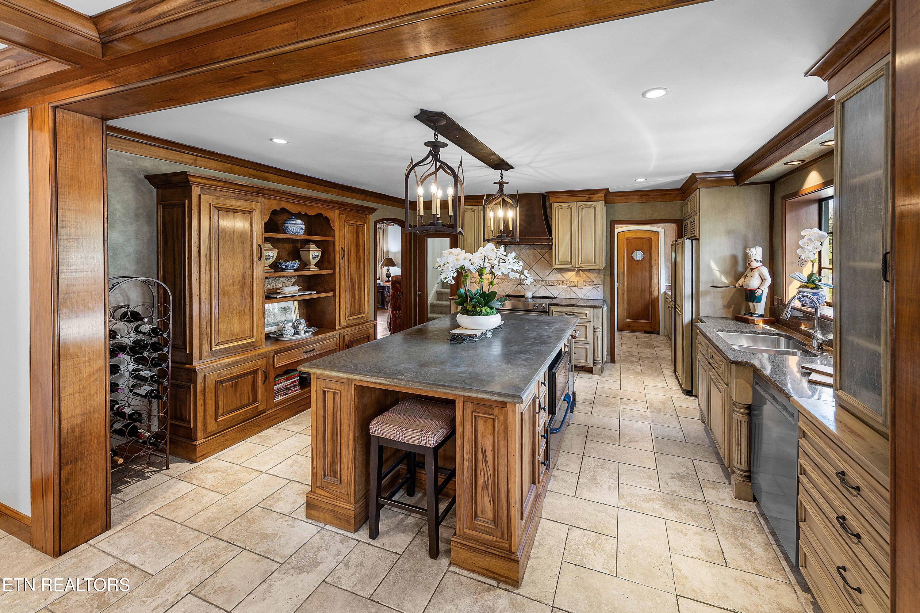 6203 Westland Drive, Knoxville