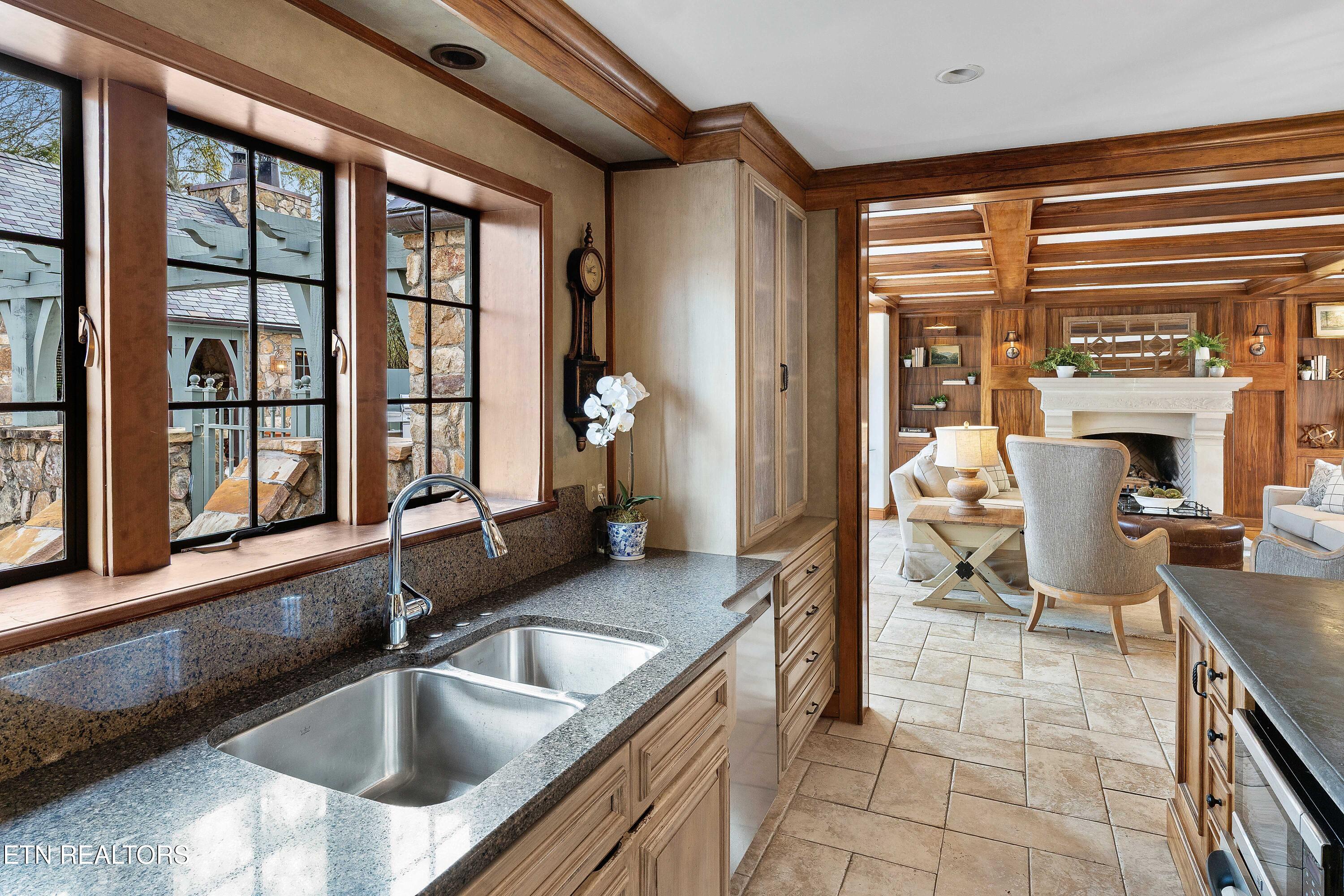 6203 Westland Drive, Knoxville