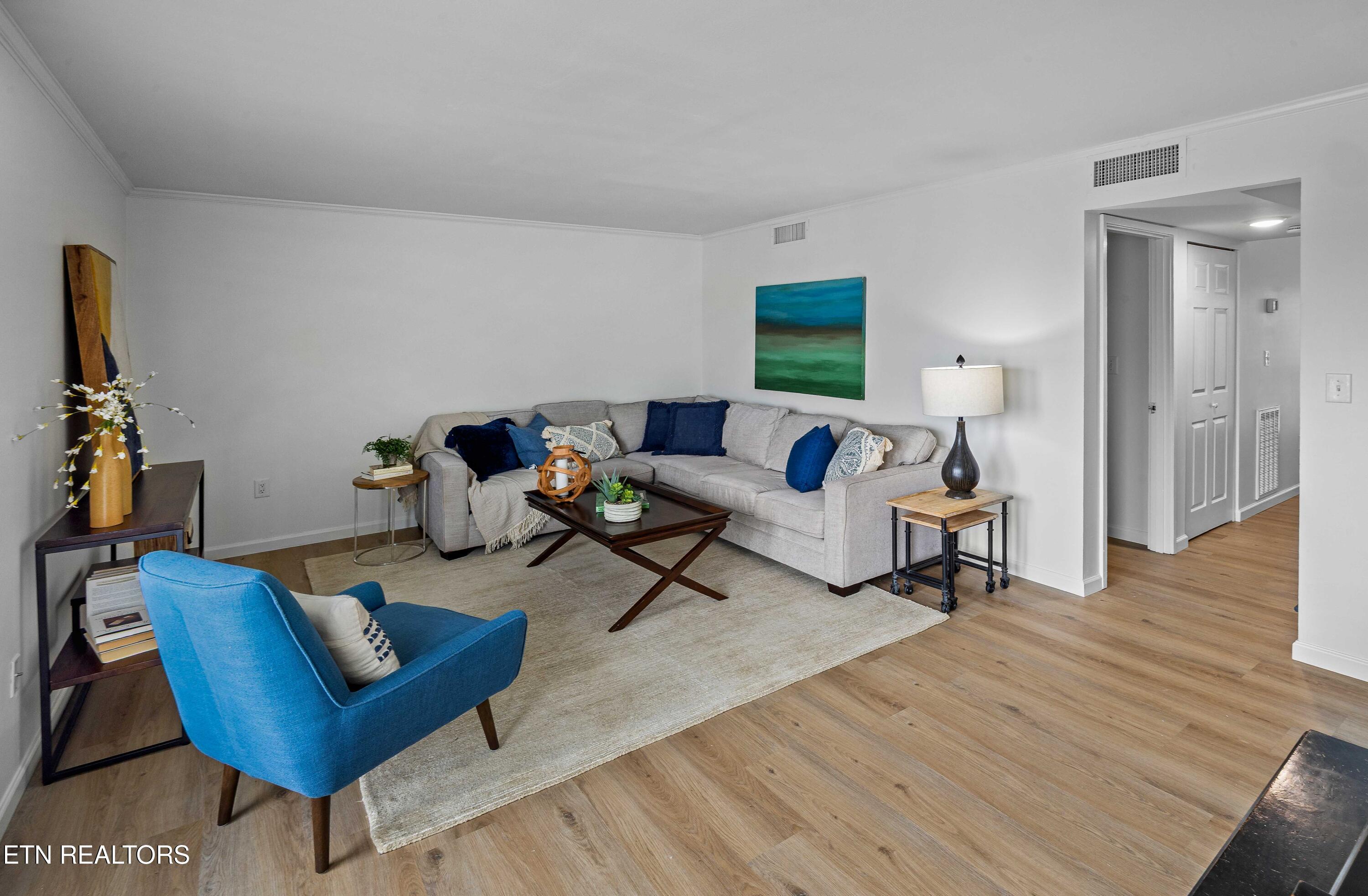 1914 Cherokee Bluff Drive, Knoxville