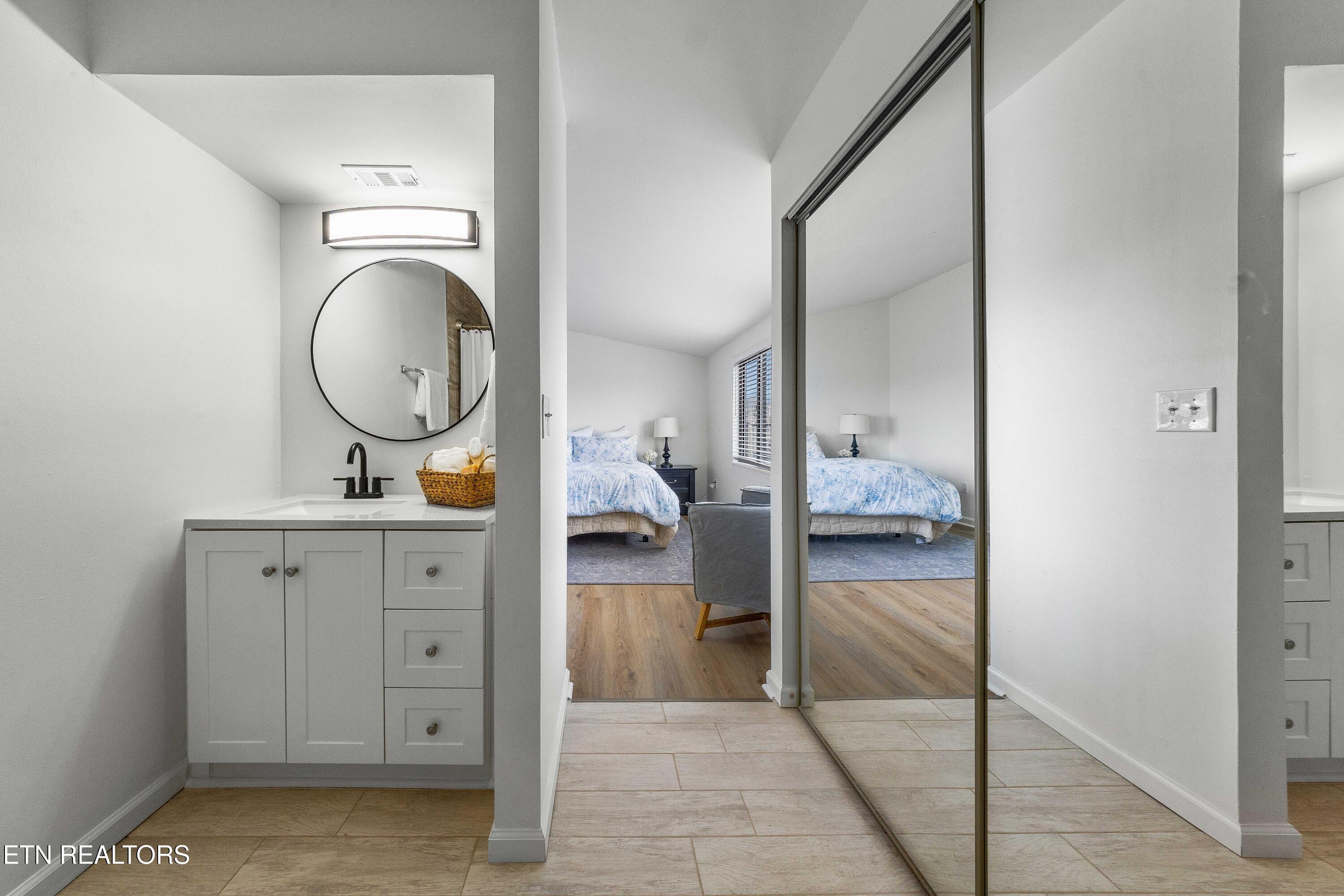 1914 Cherokee Bluff Drive, Knoxville