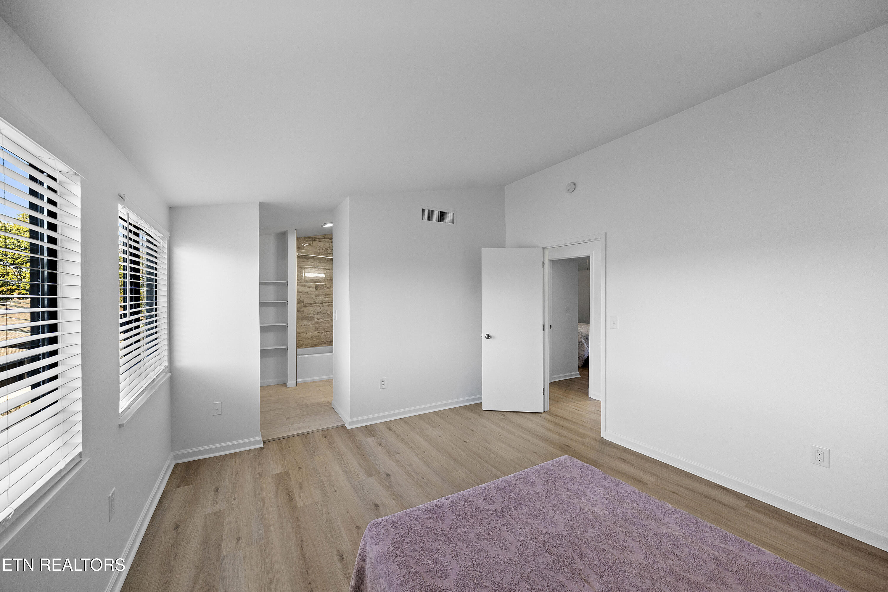 1914 Cherokee Bluff Drive, Knoxville