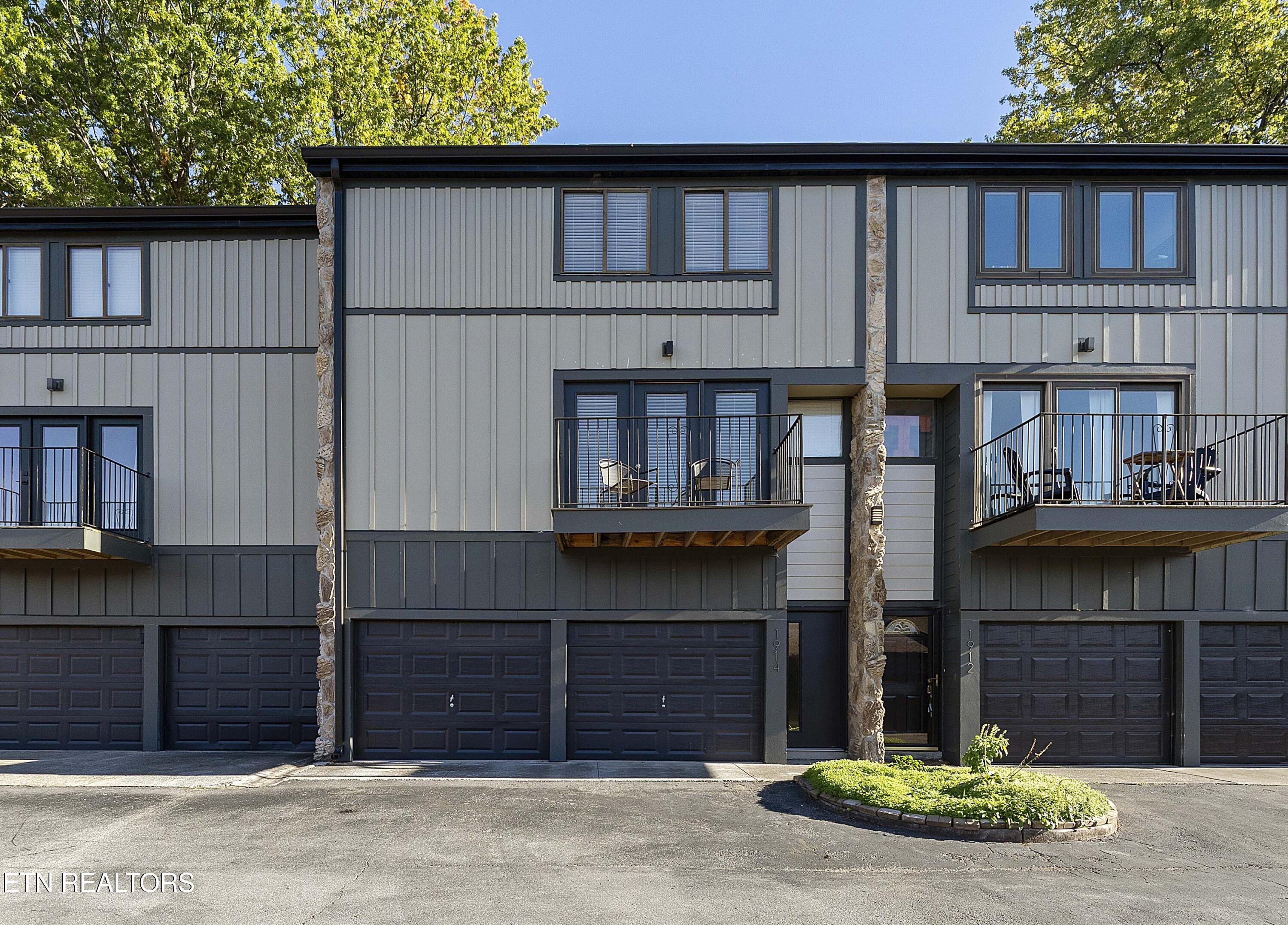 1914 Cherokee Bluff Drive, Knoxville