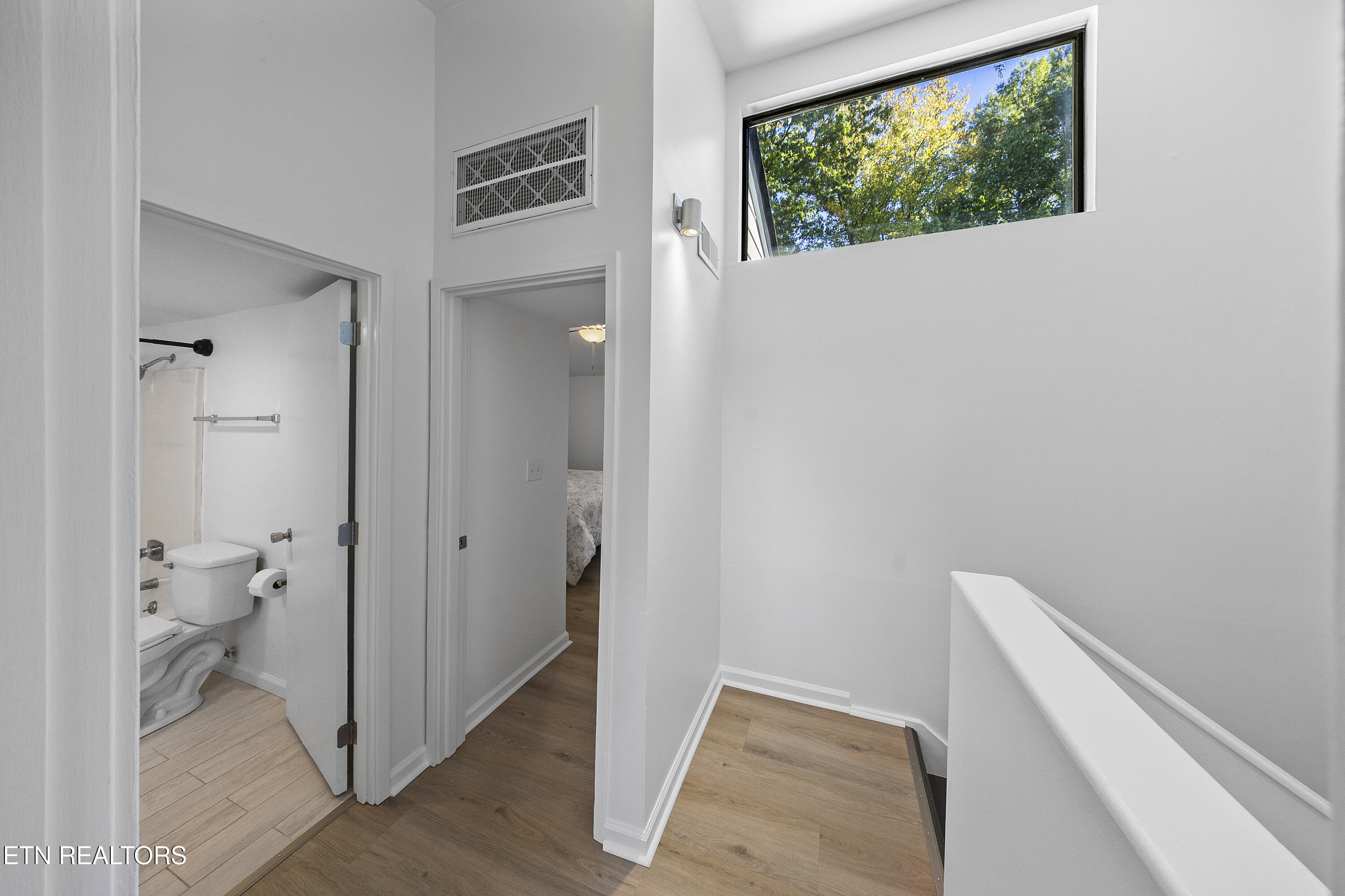 1914 Cherokee Bluff Drive, Knoxville