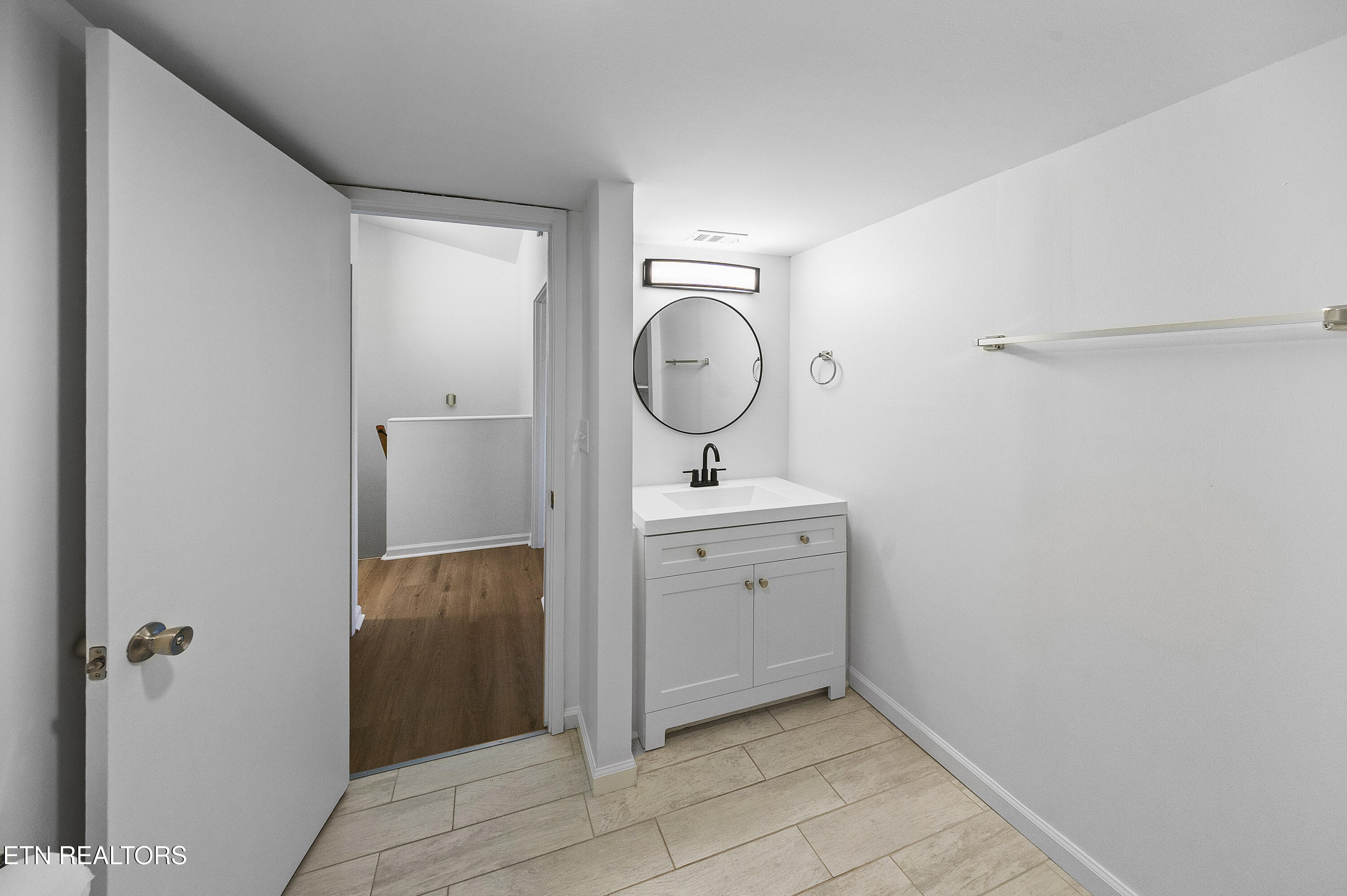 1914 Cherokee Bluff Drive, Knoxville