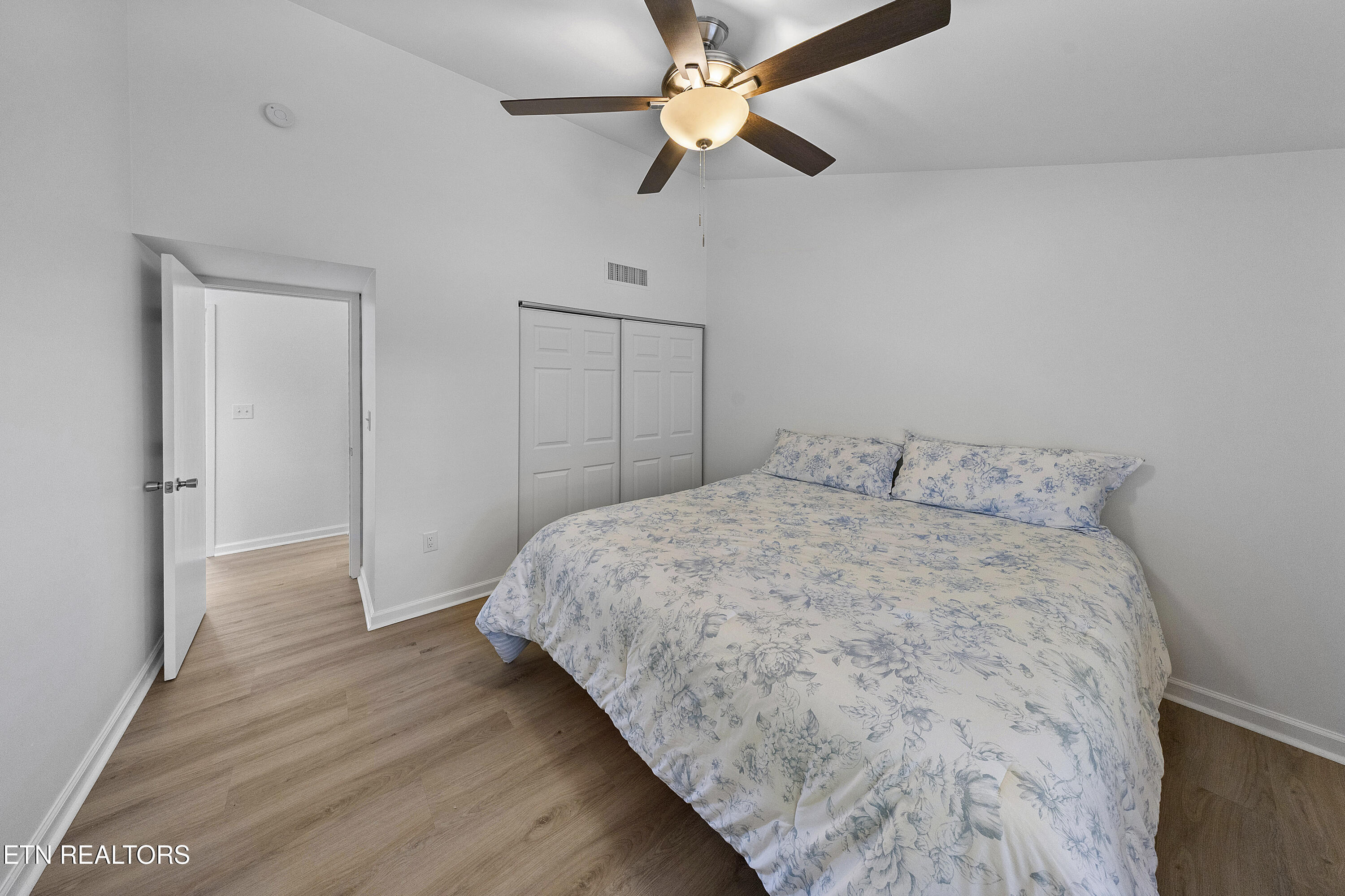 1914 Cherokee Bluff Drive, Knoxville