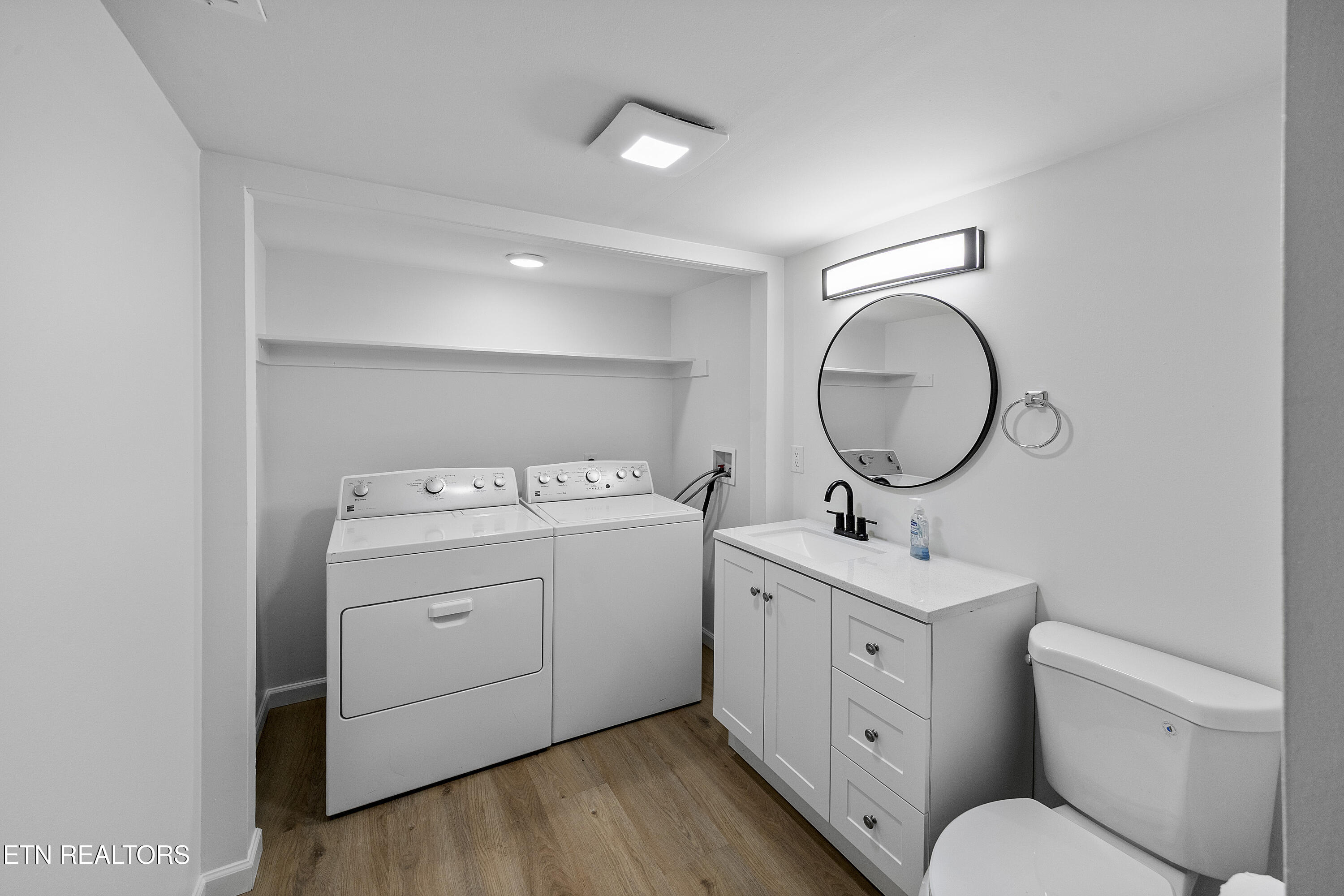 1914 Cherokee Bluff Drive, Knoxville